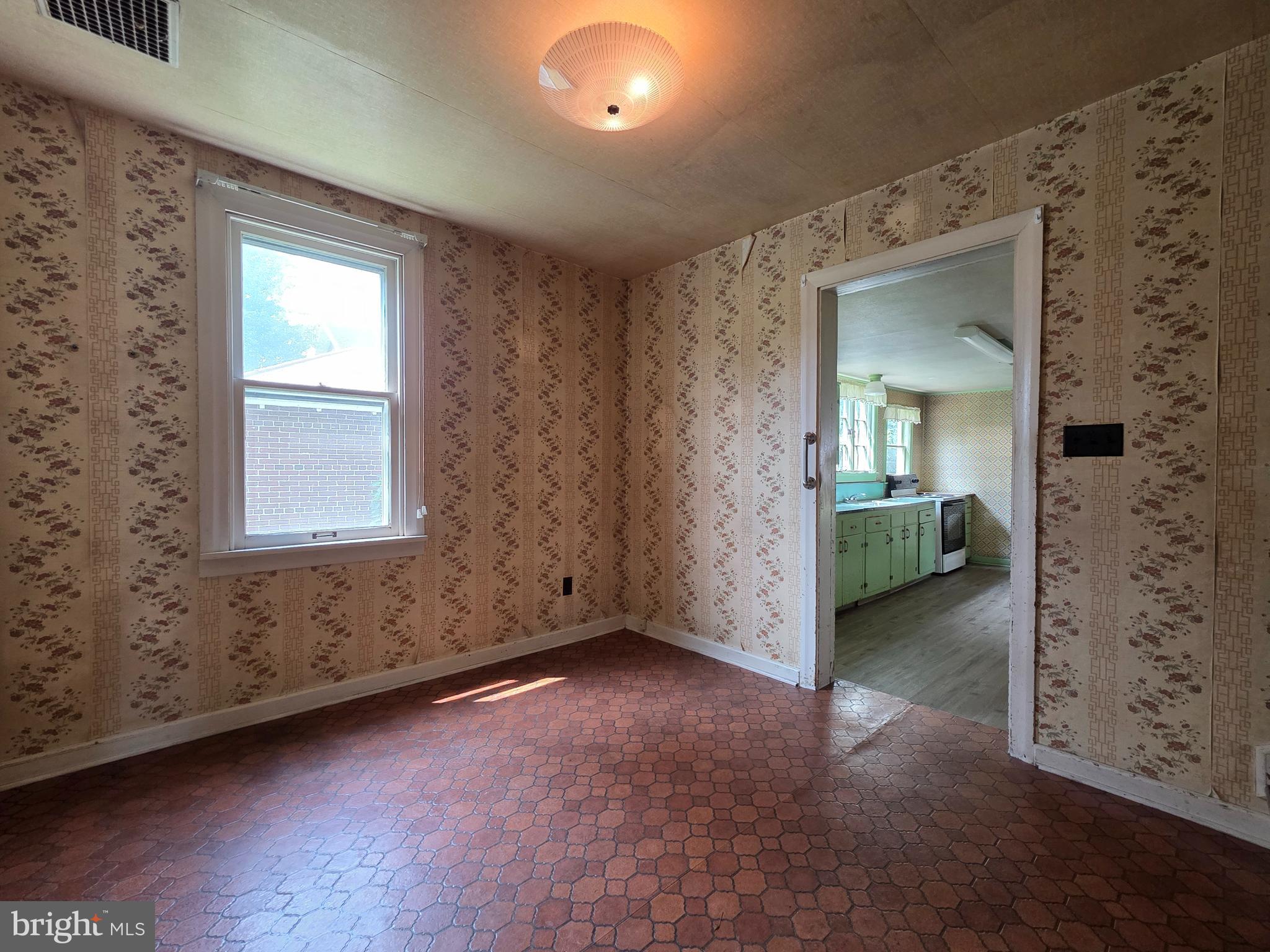105 GALEN HALL ROAD