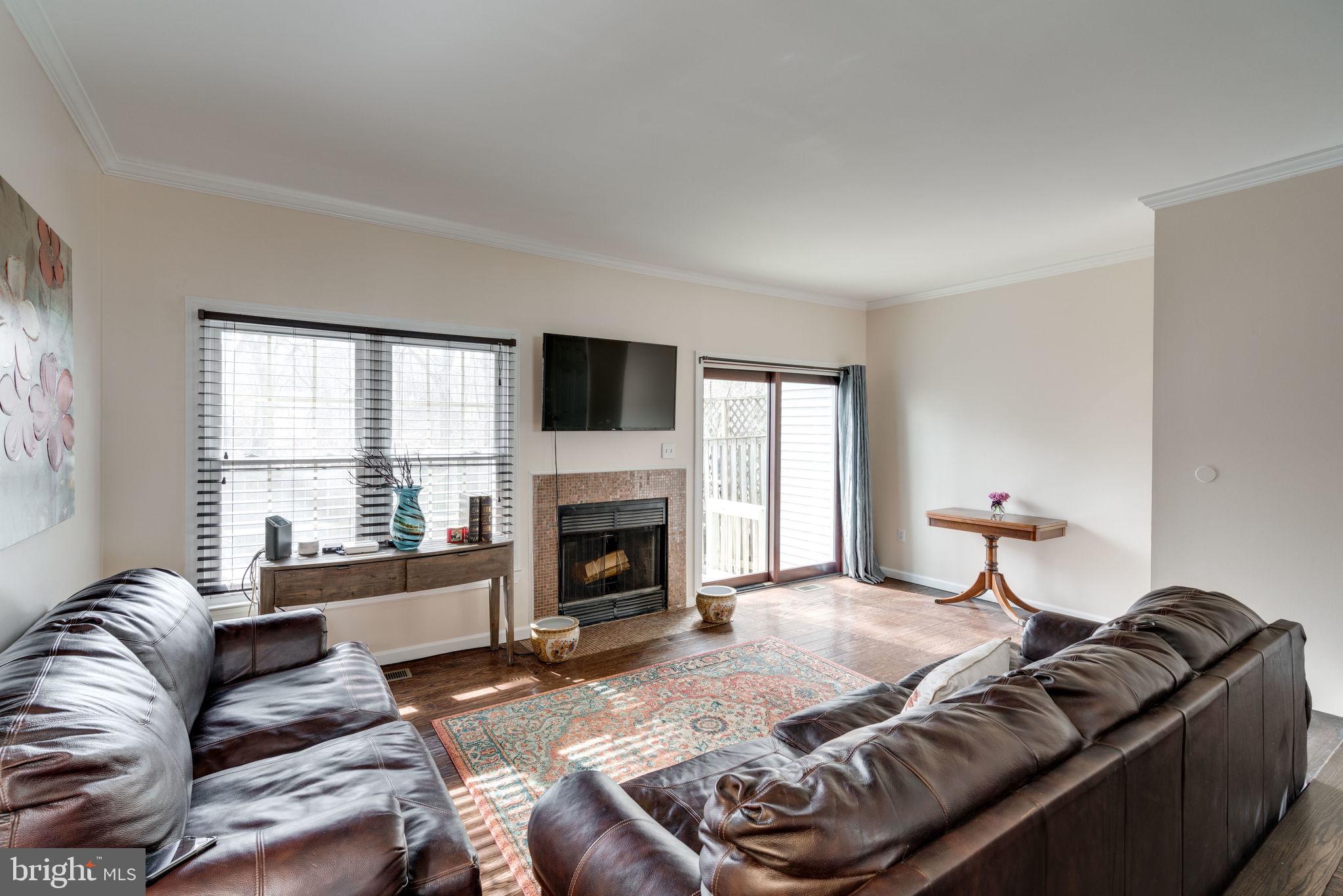 TOWNS OF FOREST HILLS - Residential