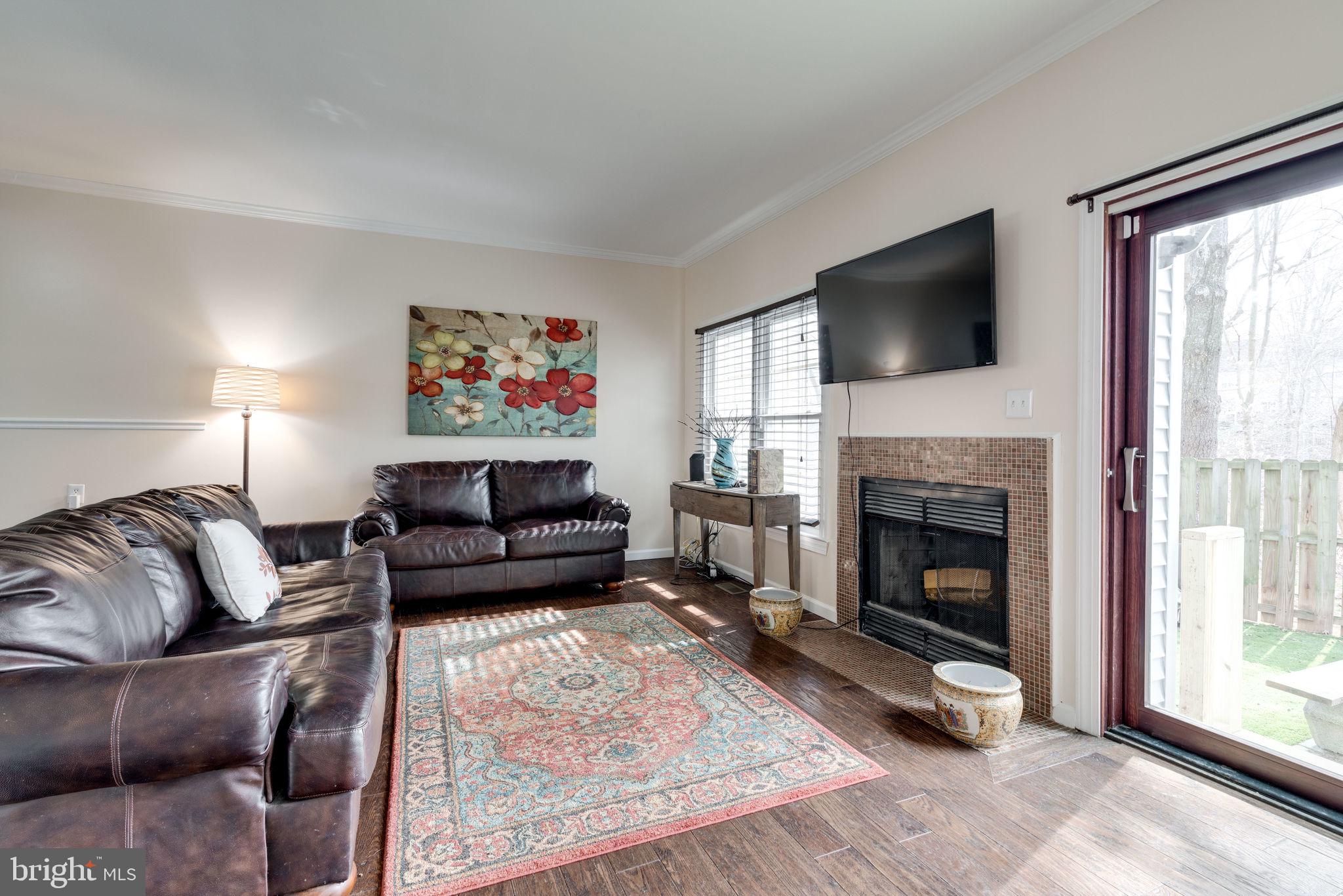 TOWNS OF FOREST HILLS - Residential