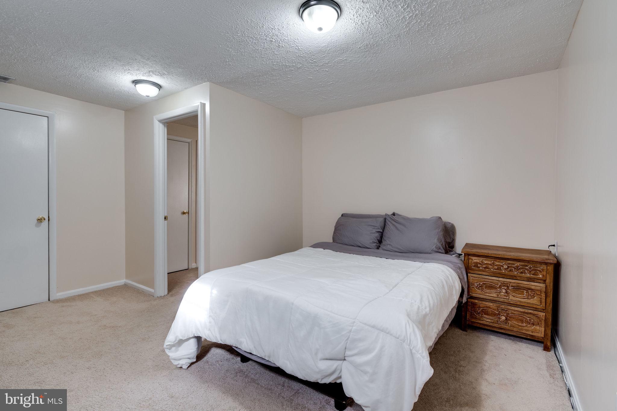 TOWNS OF FOREST HILLS - Residential