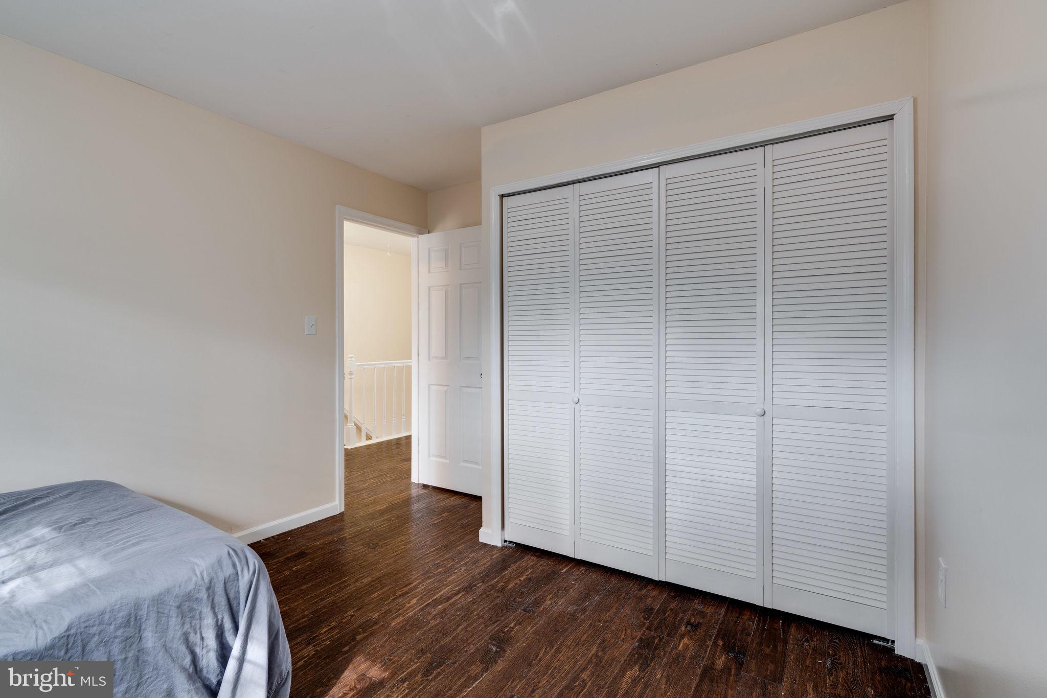 TOWNS OF FOREST HILLS - Residential