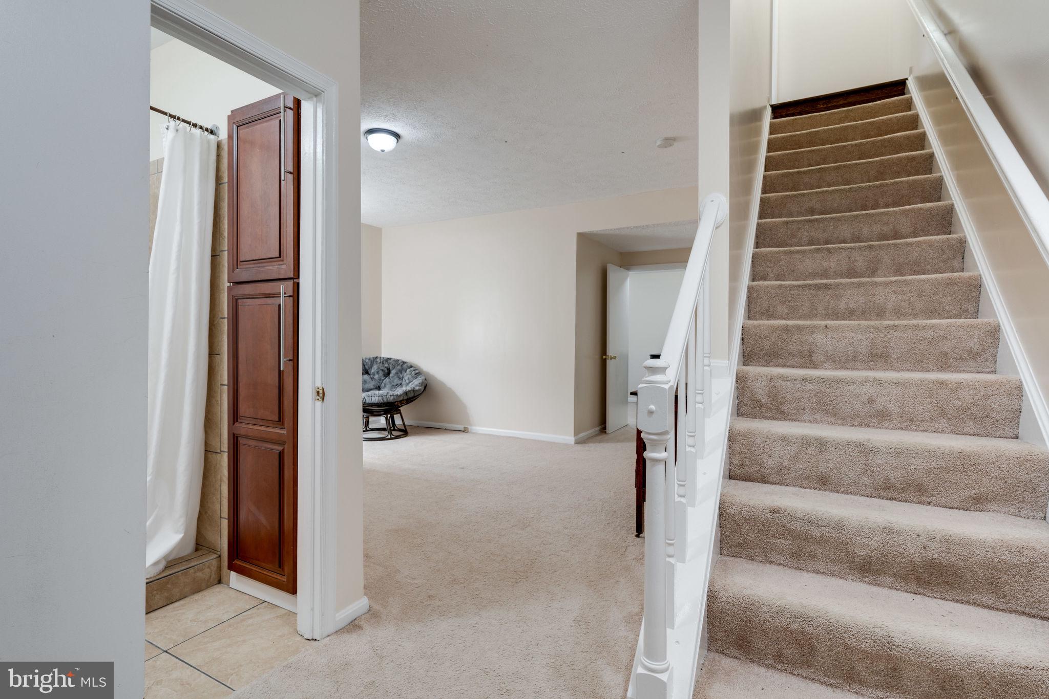 TOWNS OF FOREST HILLS - Residential