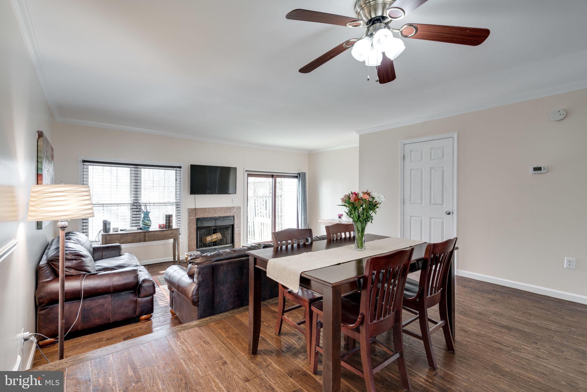 TOWNS OF FOREST HILLS - Residential