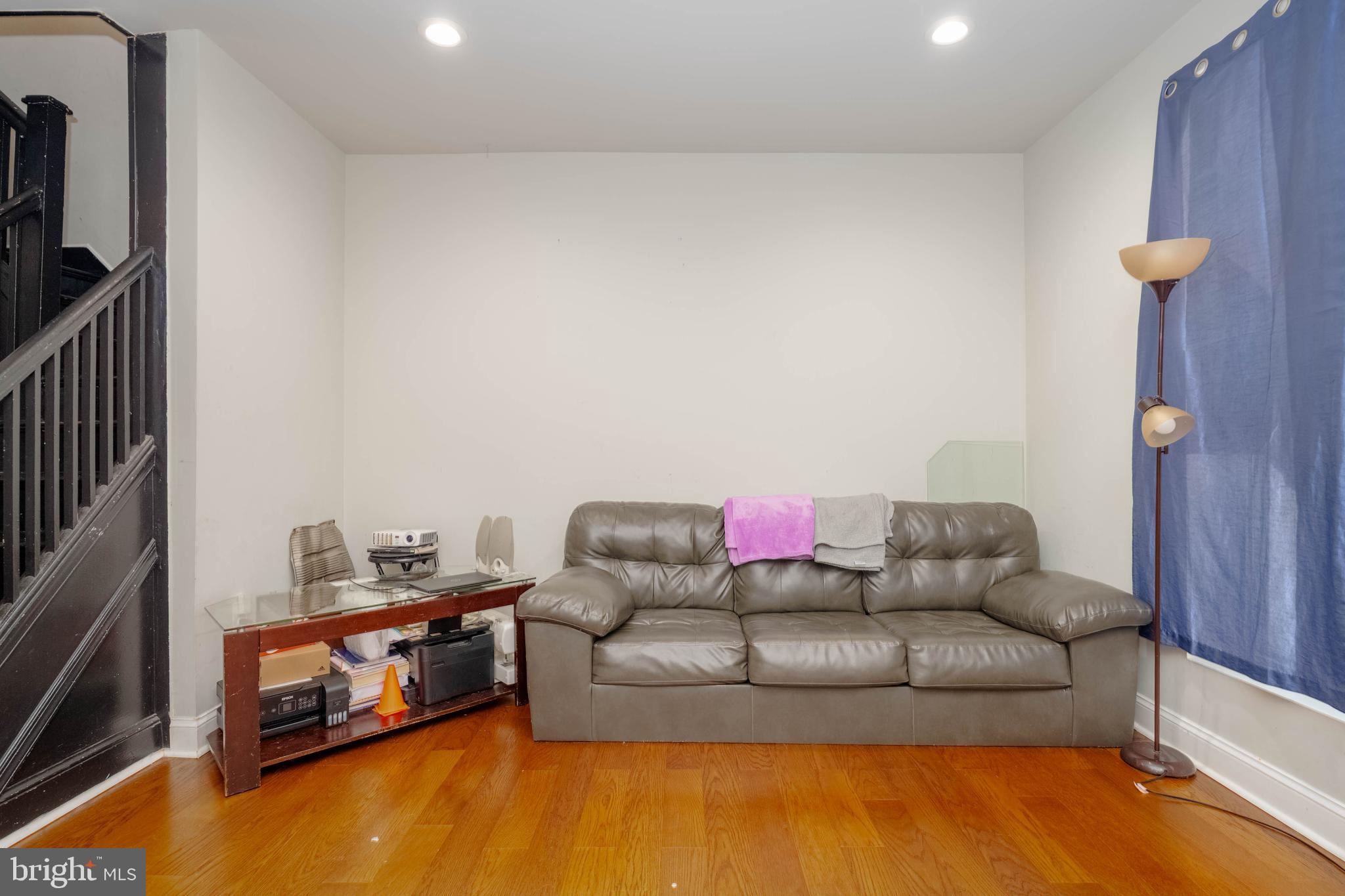 WINCHESTER - Residential