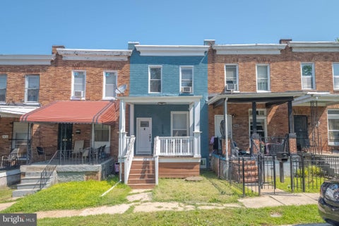 Townhouse For Sale - 3028 Harlem Avenue<br/> BALTIMORE, MD 21216