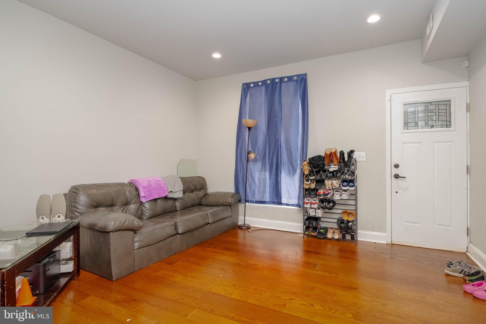 WINCHESTER - Residential