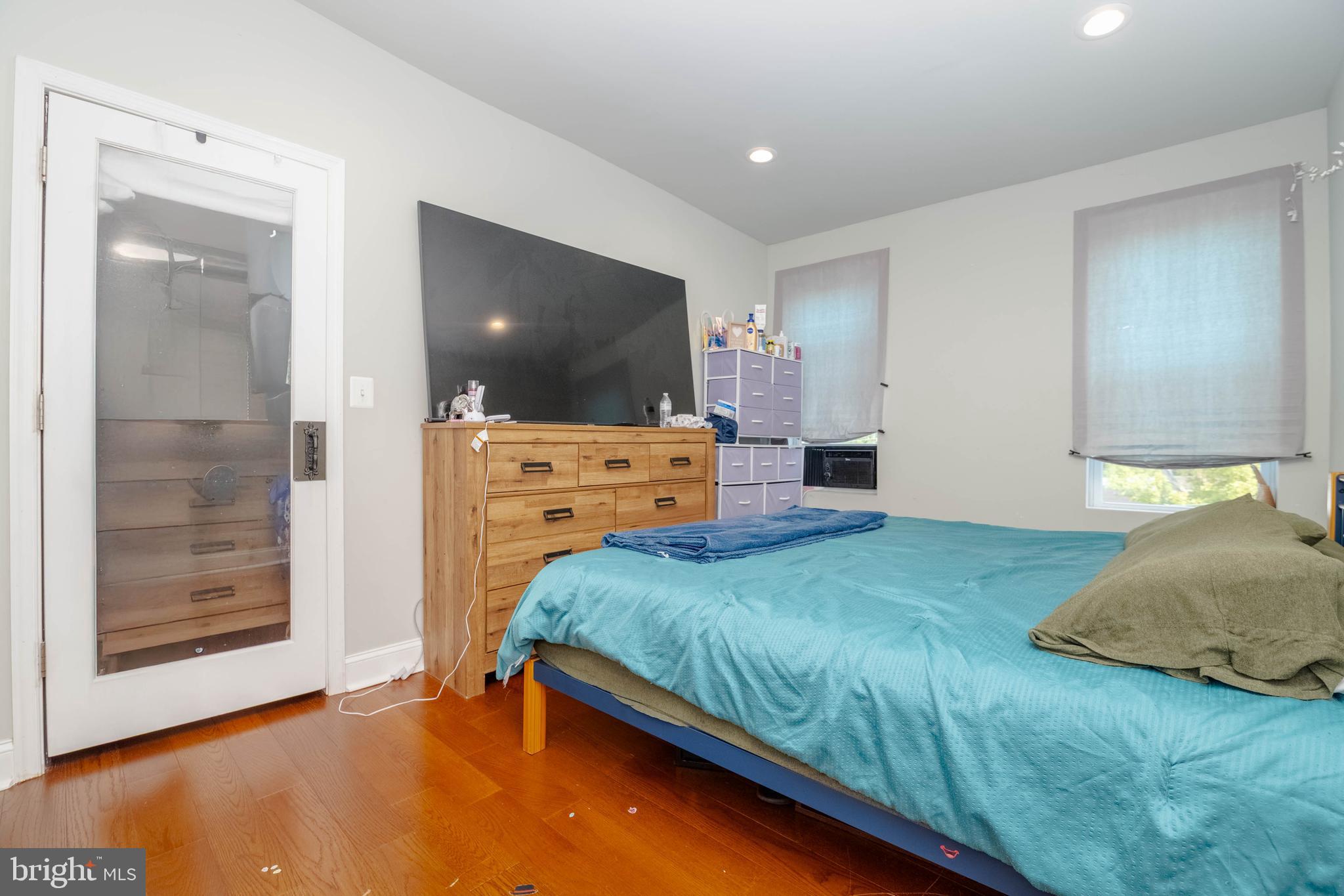 WINCHESTER - Residential