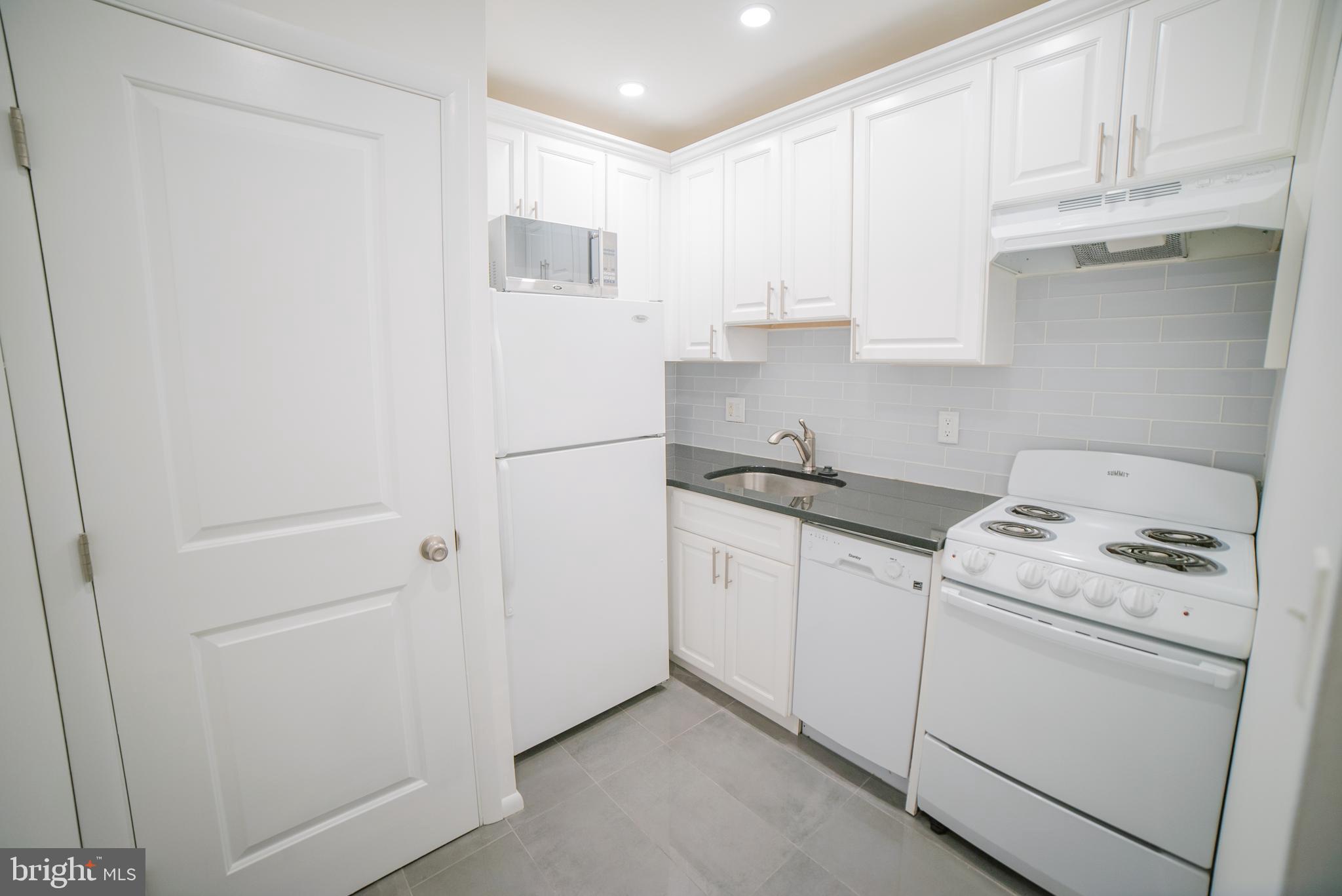 RITTENHOUSE SQUARE - Residential Lease