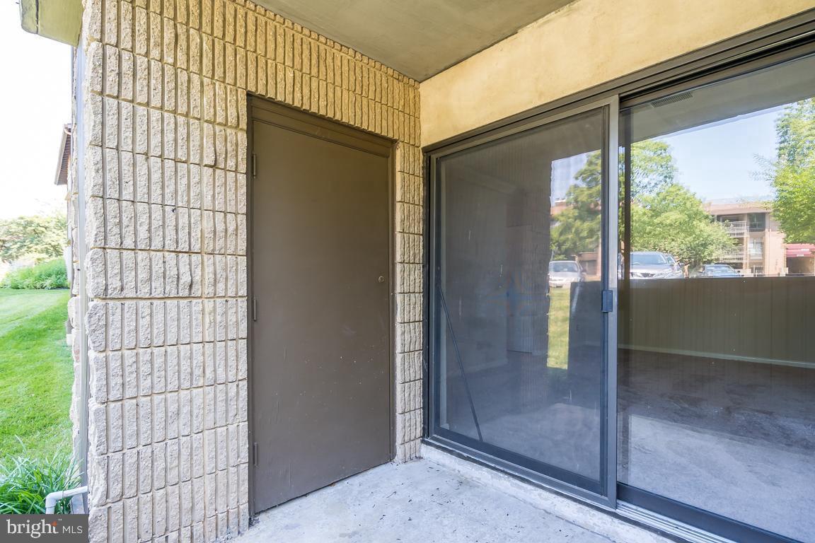 VILLAGE OF LONG REACH - Residential