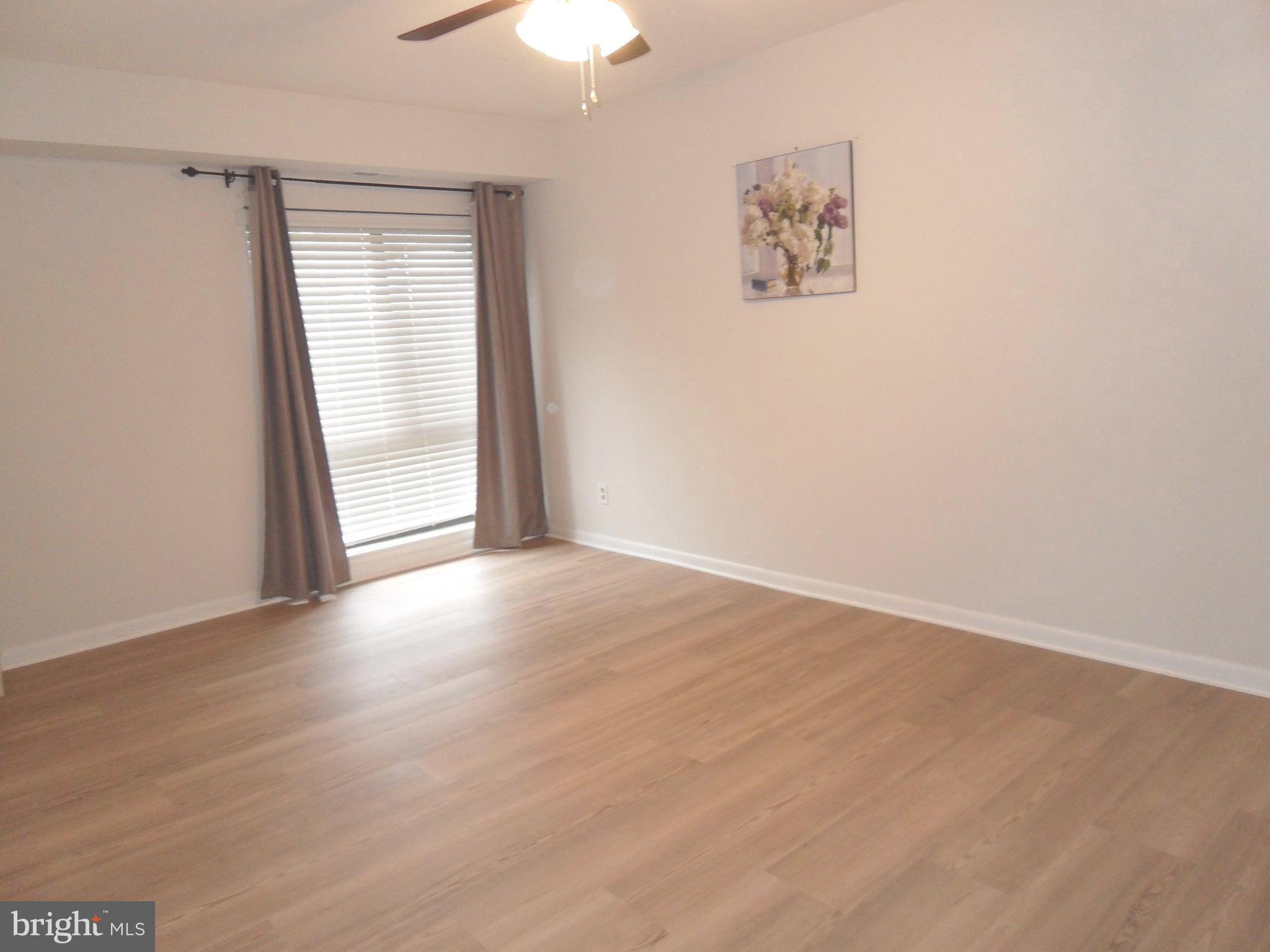 VILLAGE OF LONG REACH - Residential