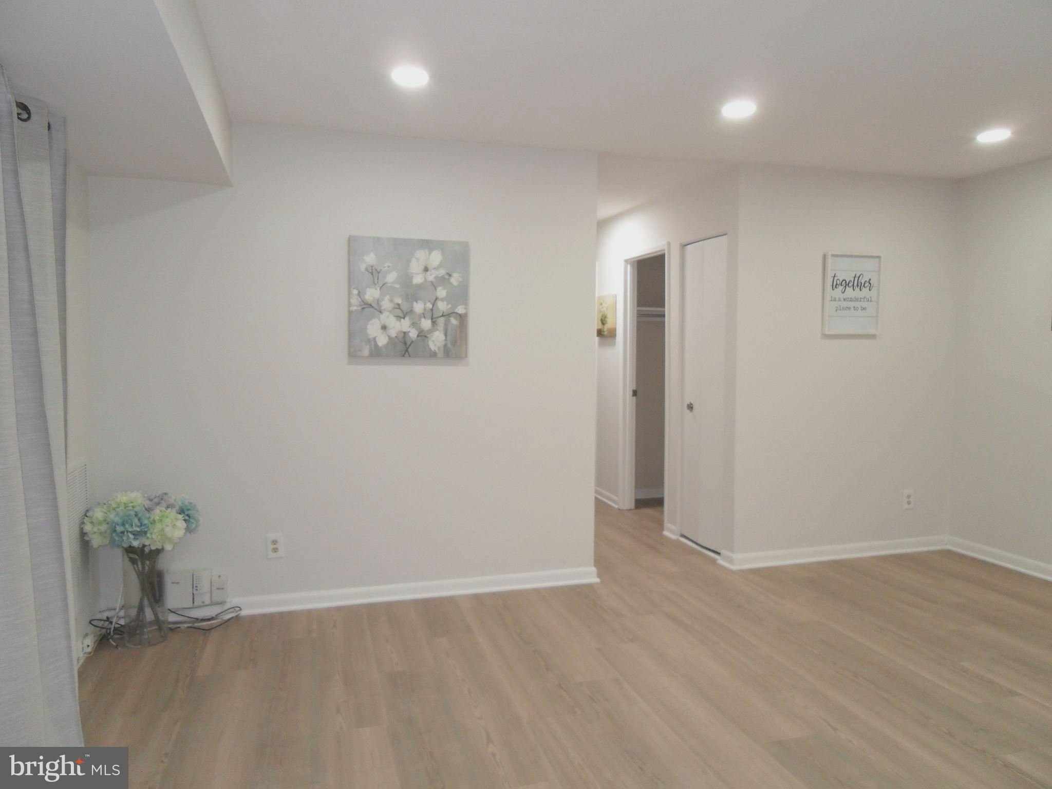 VILLAGE OF LONG REACH - Residential