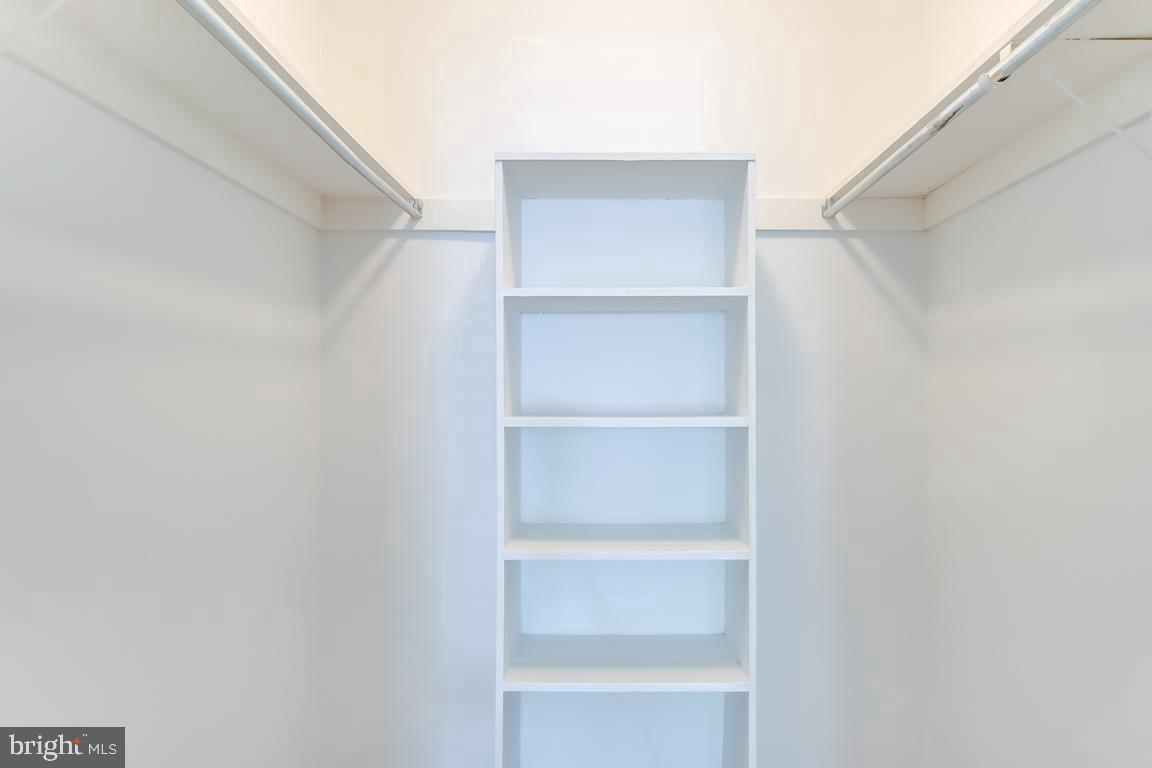 VILLAGE OF LONG REACH - Residential