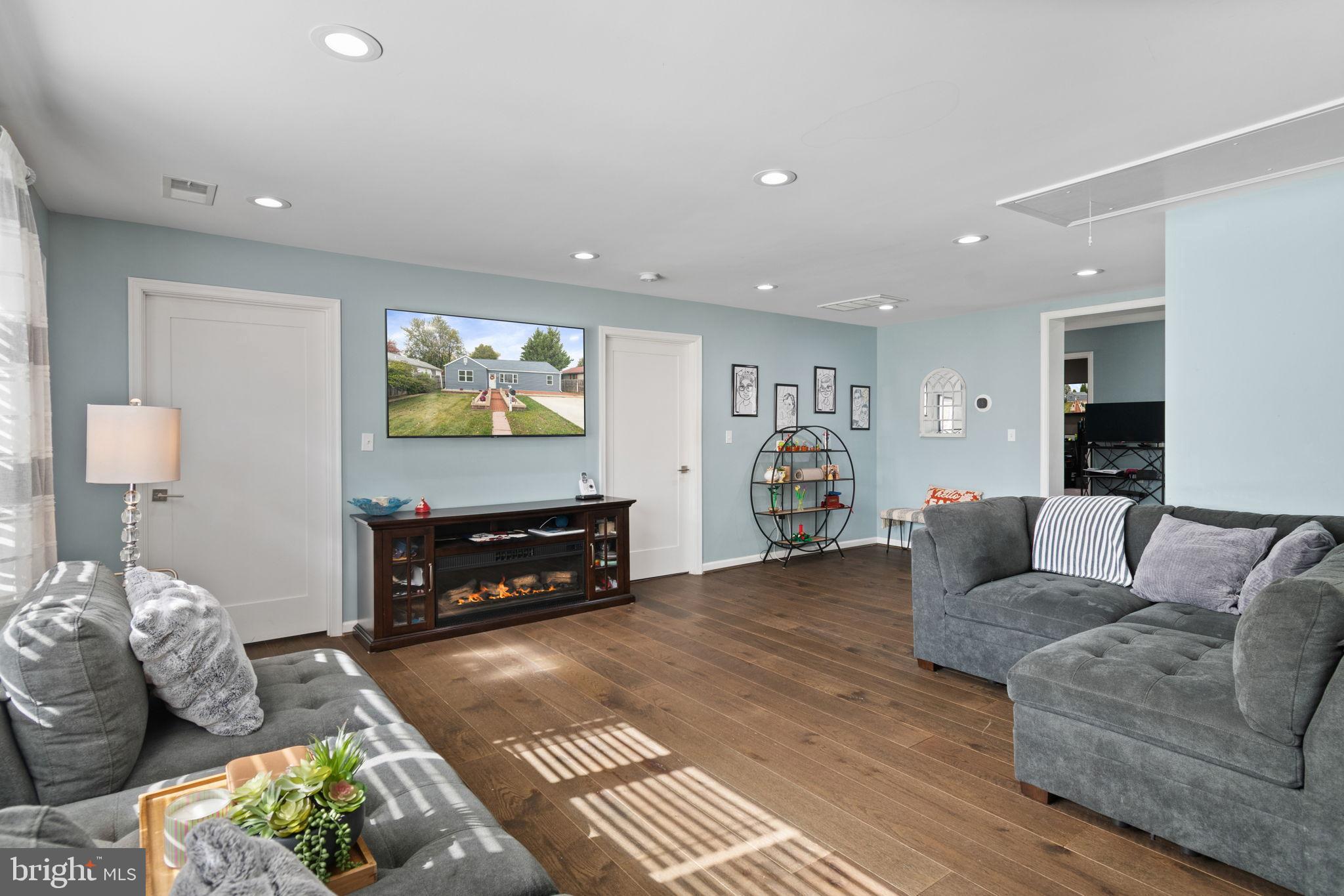 LOWENBACH - Residential