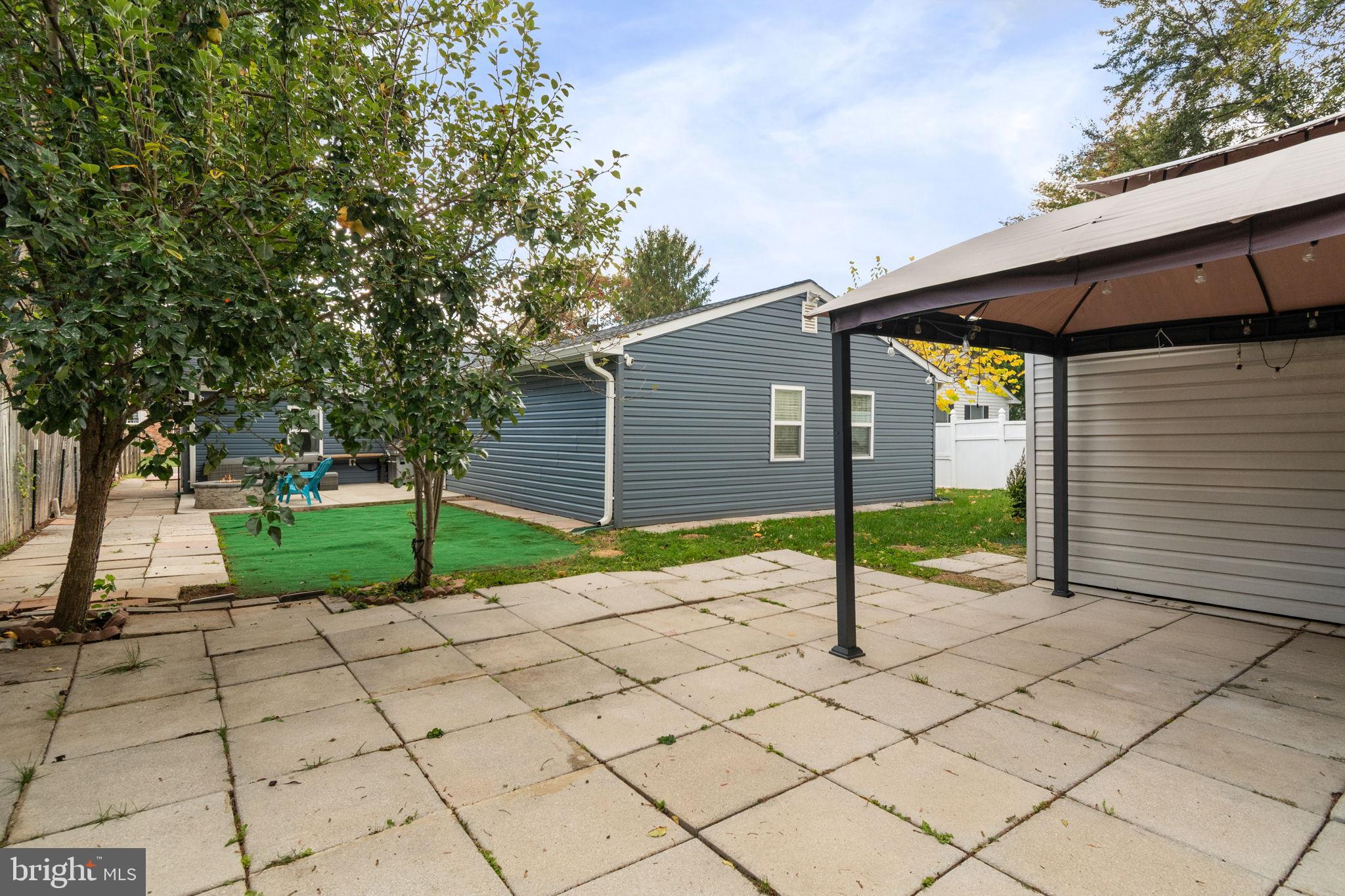 LOWENBACH - Residential