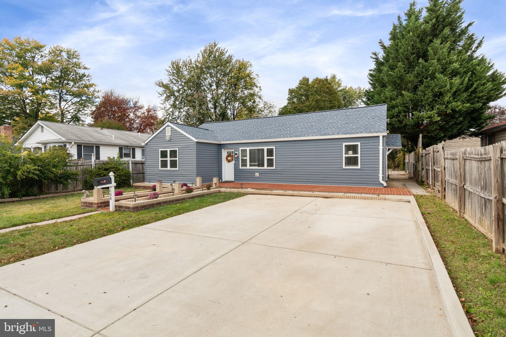 LOWENBACH - Residential