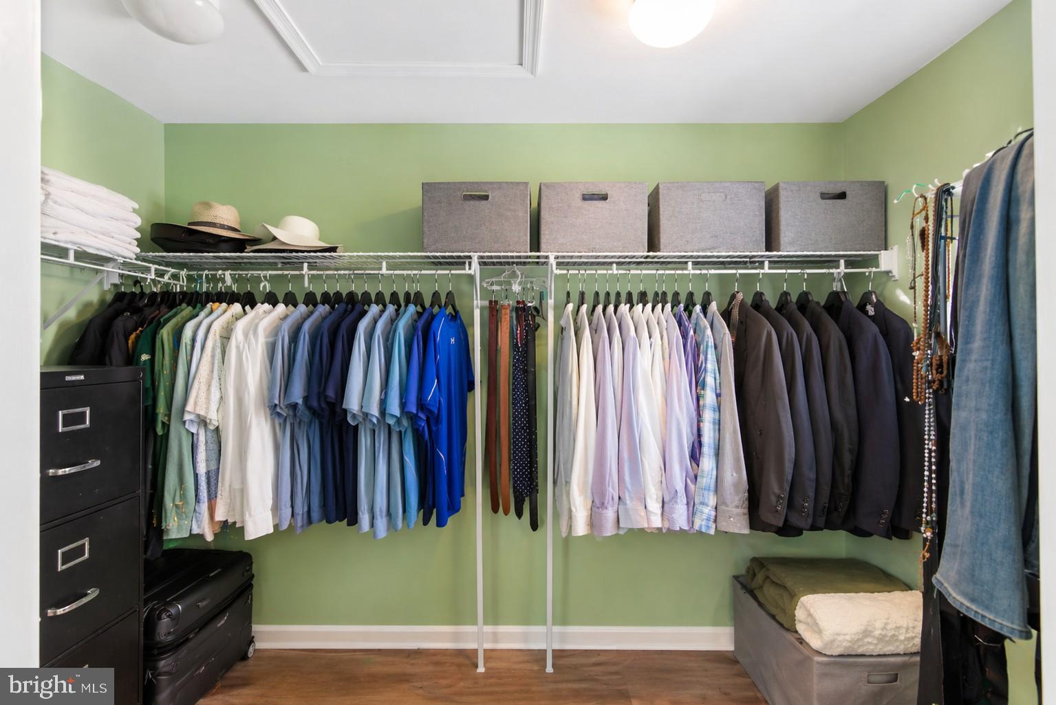 FOREST VISTA - Residential