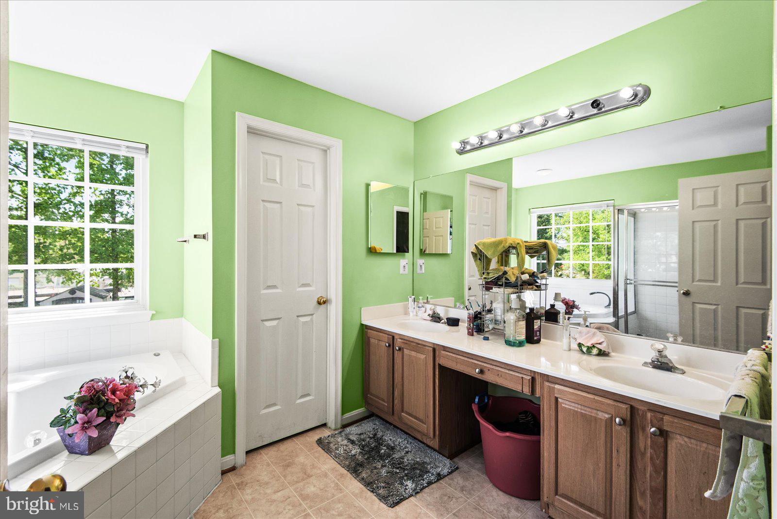 FOREST VISTA - Residential