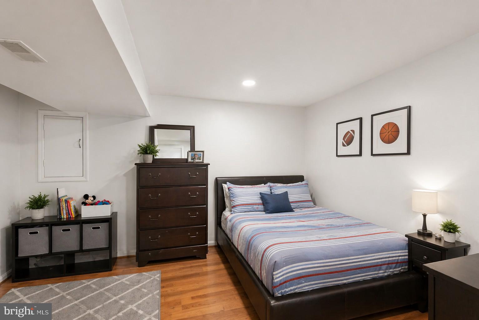 FOREST VISTA - Residential