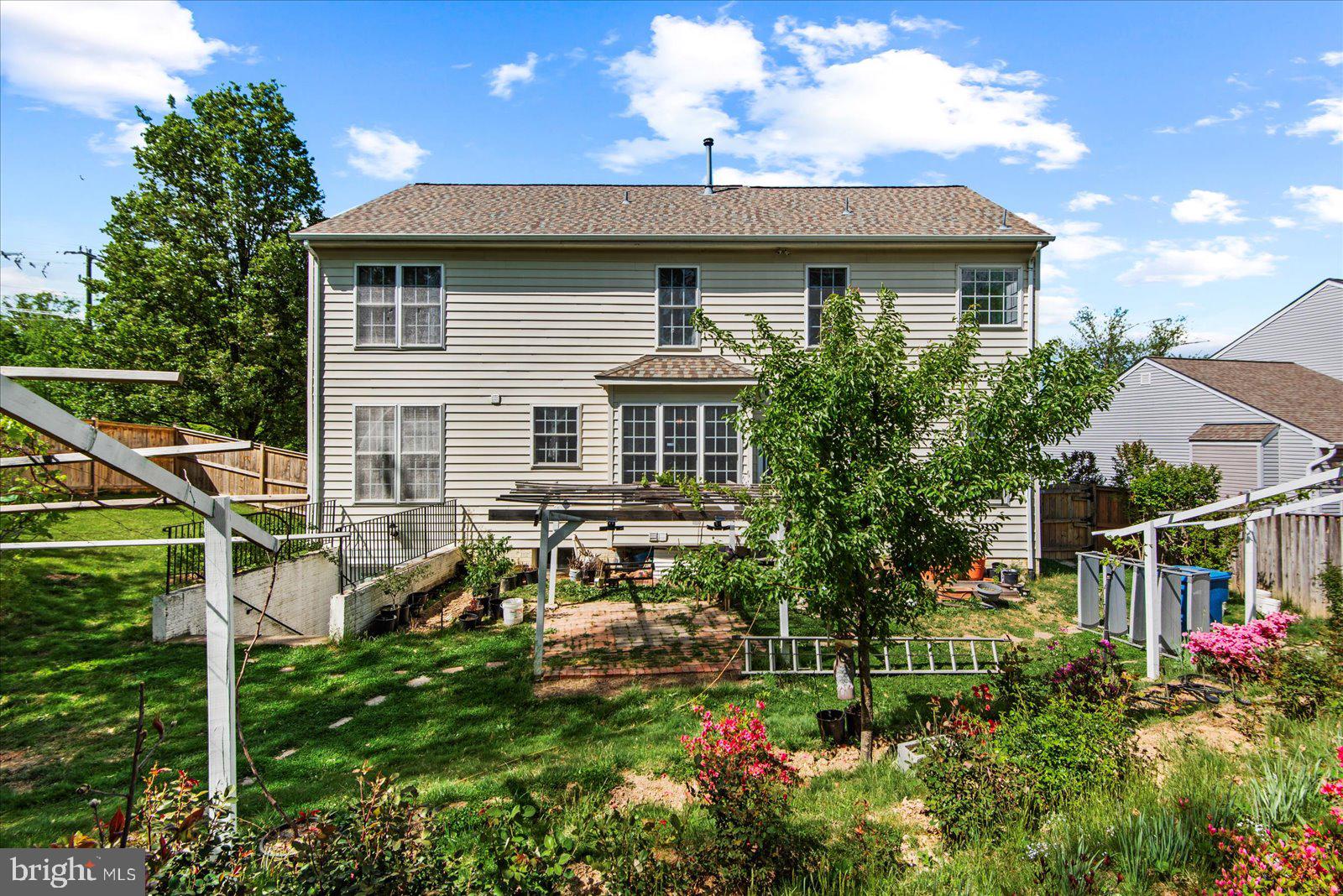 FOREST VISTA - Residential