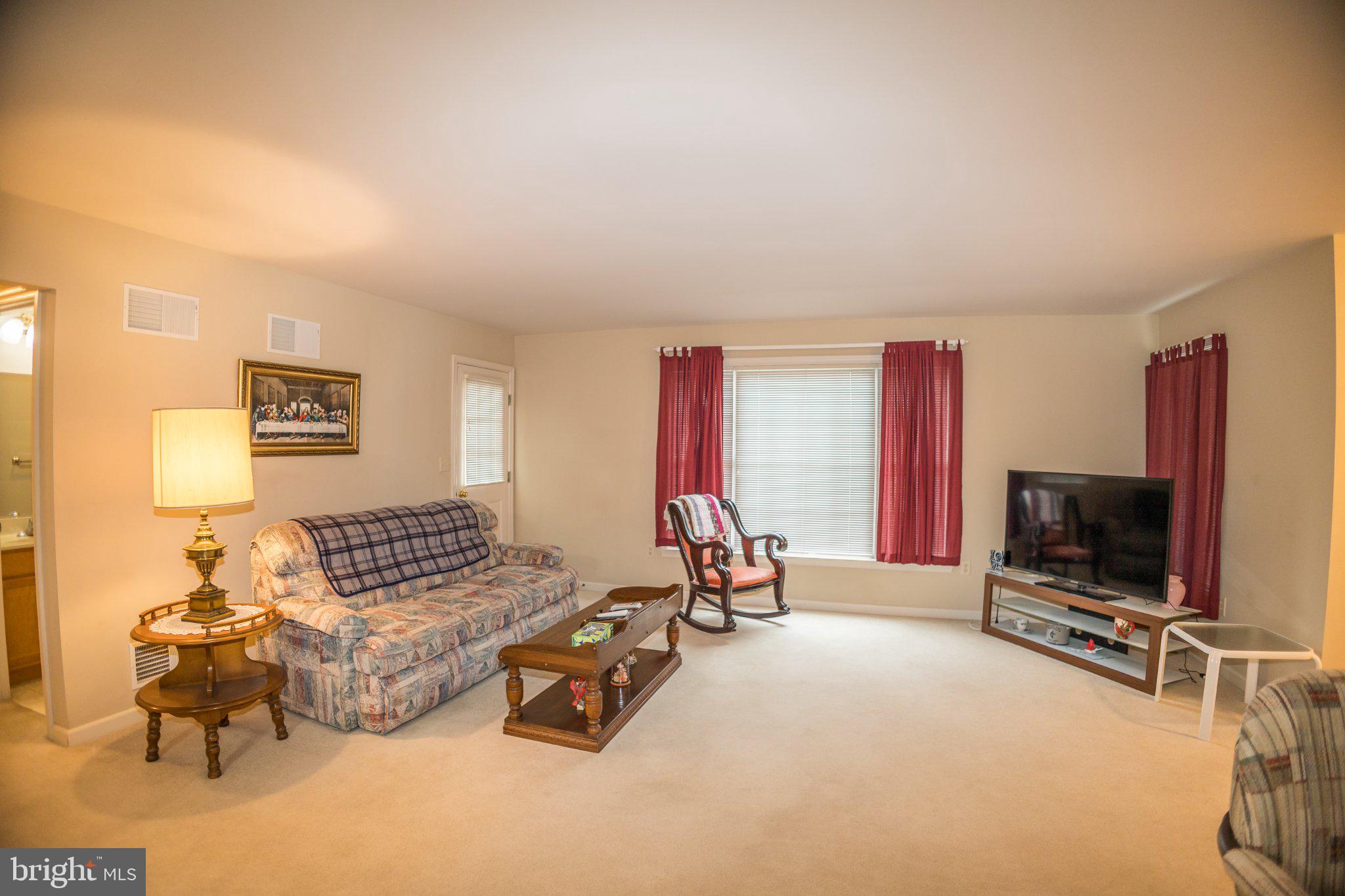 215 WHITETAIL TERRACE