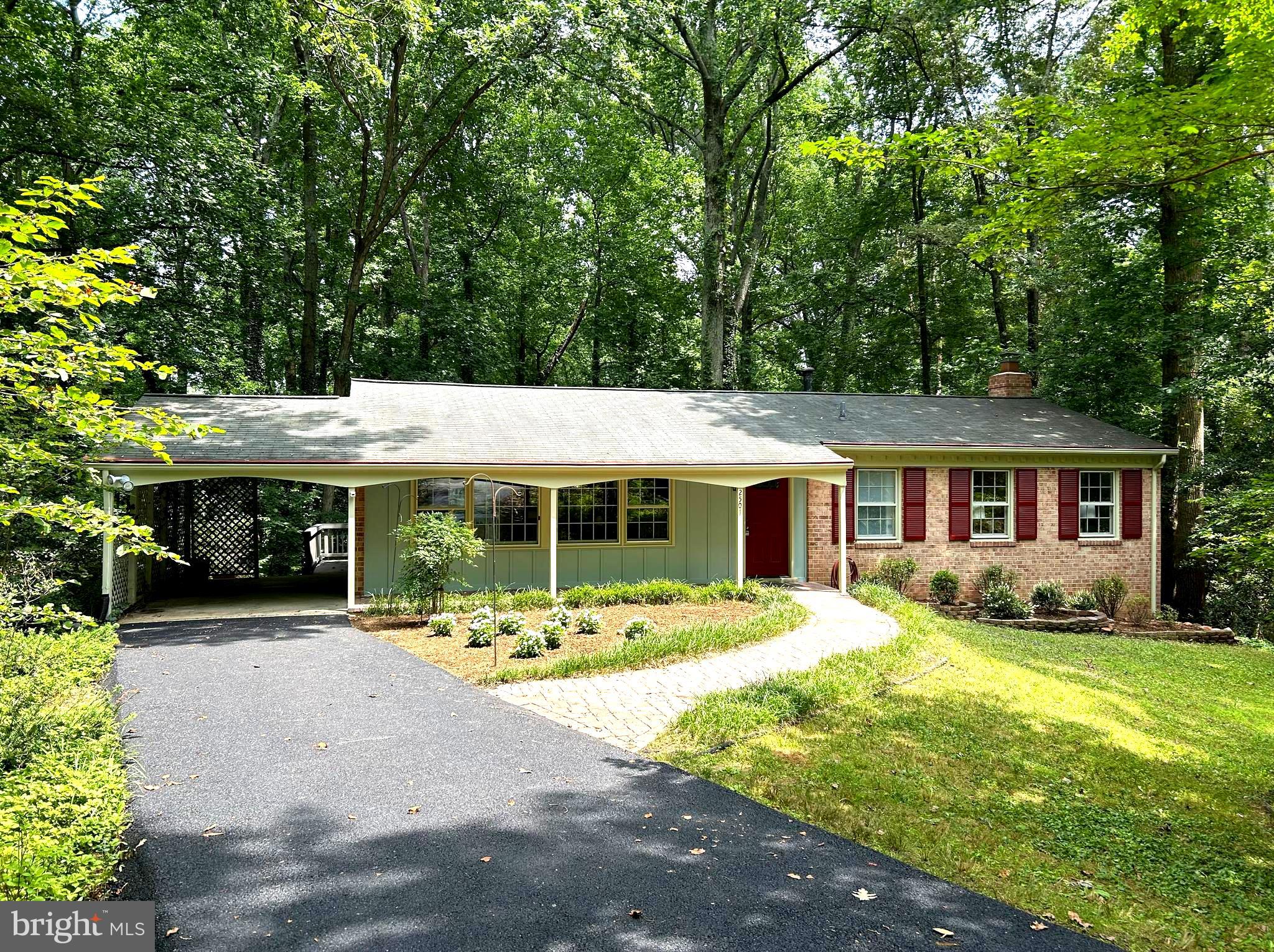 RESTON - Residential