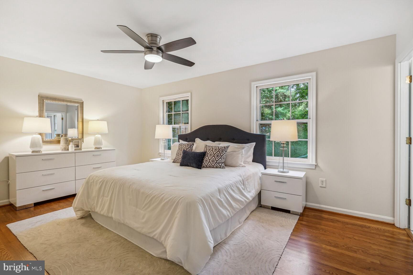 RESTON - Residential