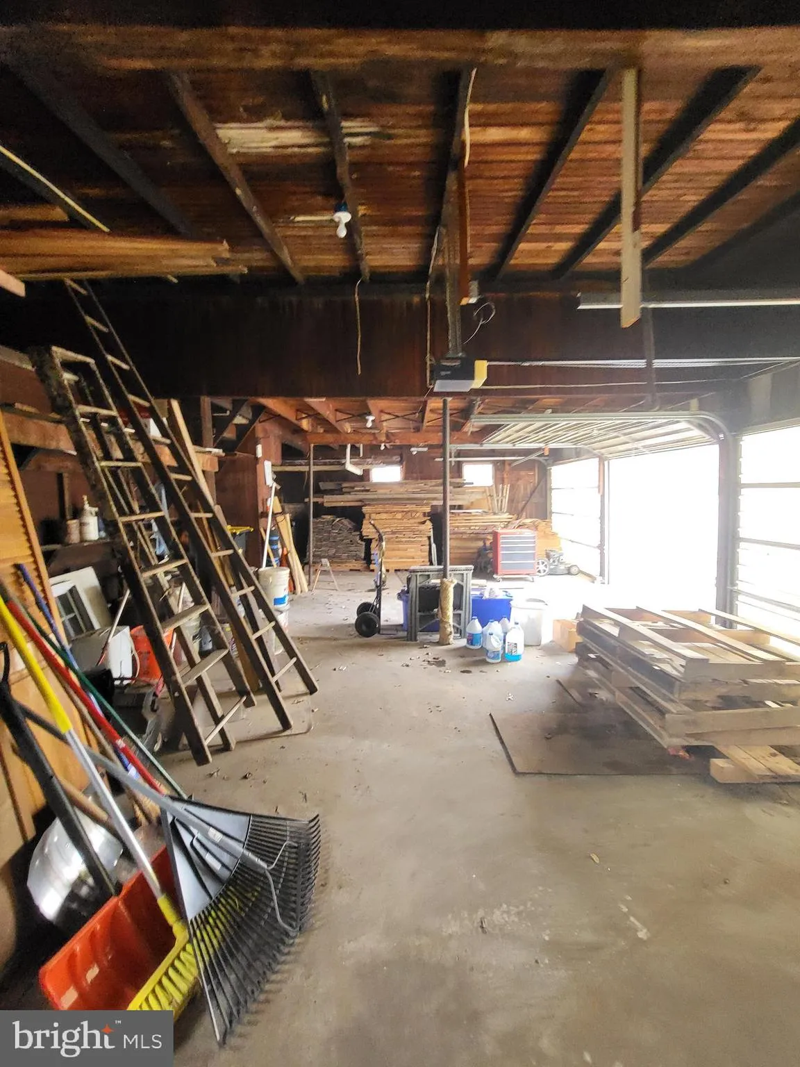 Robesonia, Pennsylvania 19551, United States, 6 Bedrooms Bedrooms, ,4 BathroomsBathrooms,Residential,Active,82468