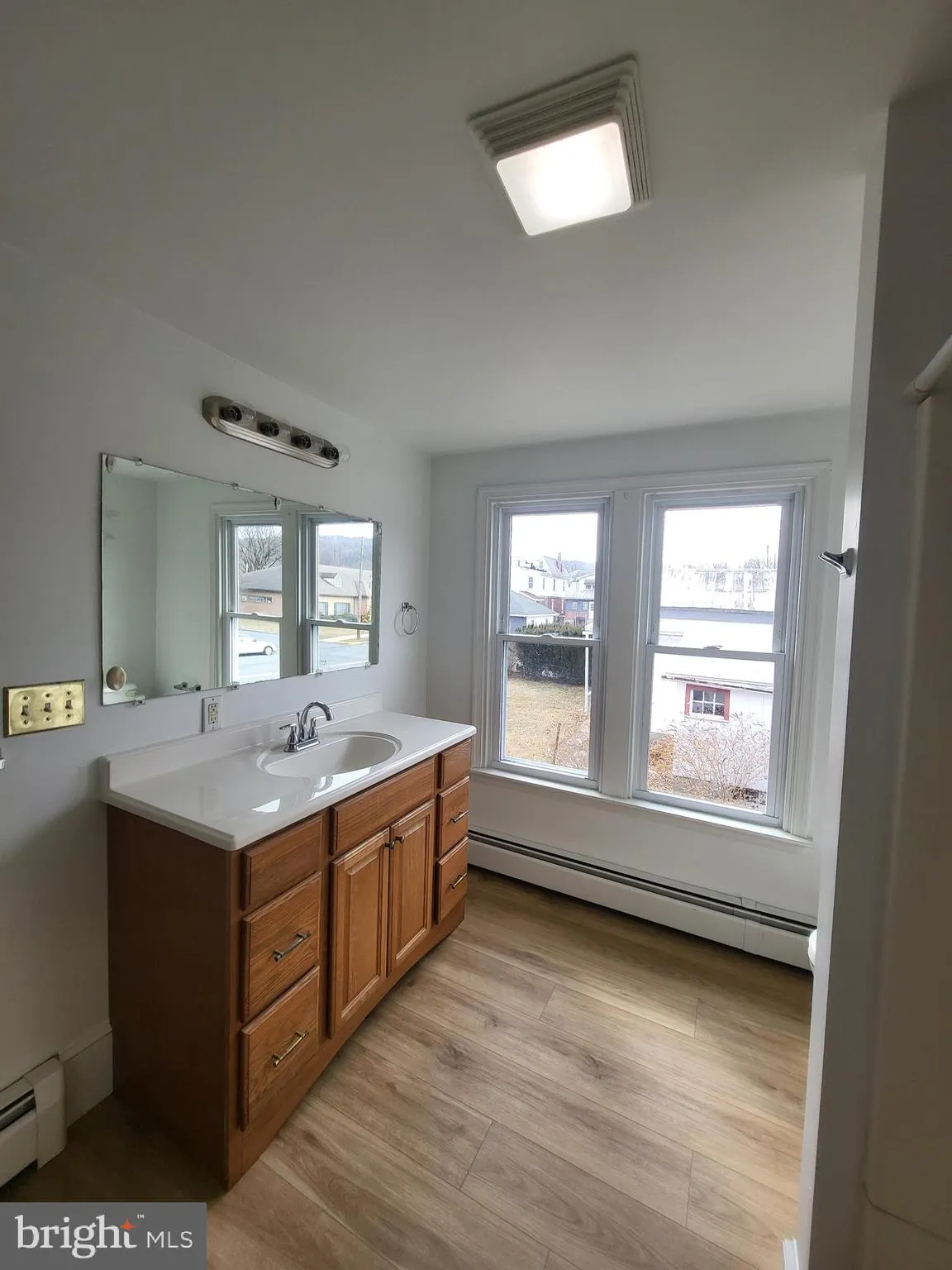 Robesonia, Pennsylvania 19551, United States, 6 Bedrooms Bedrooms, ,4 BathroomsBathrooms,Residential,Active,82468