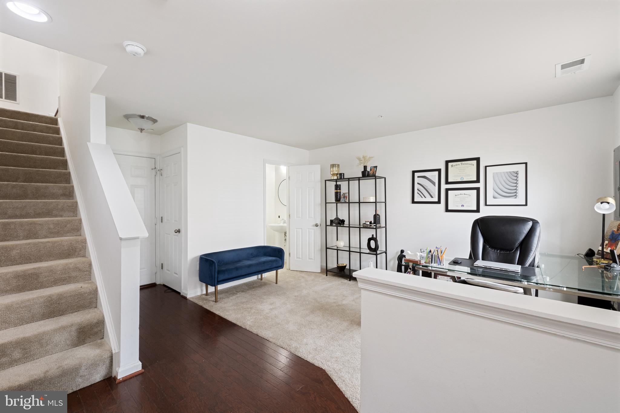 7207 BARRBERRY LANE