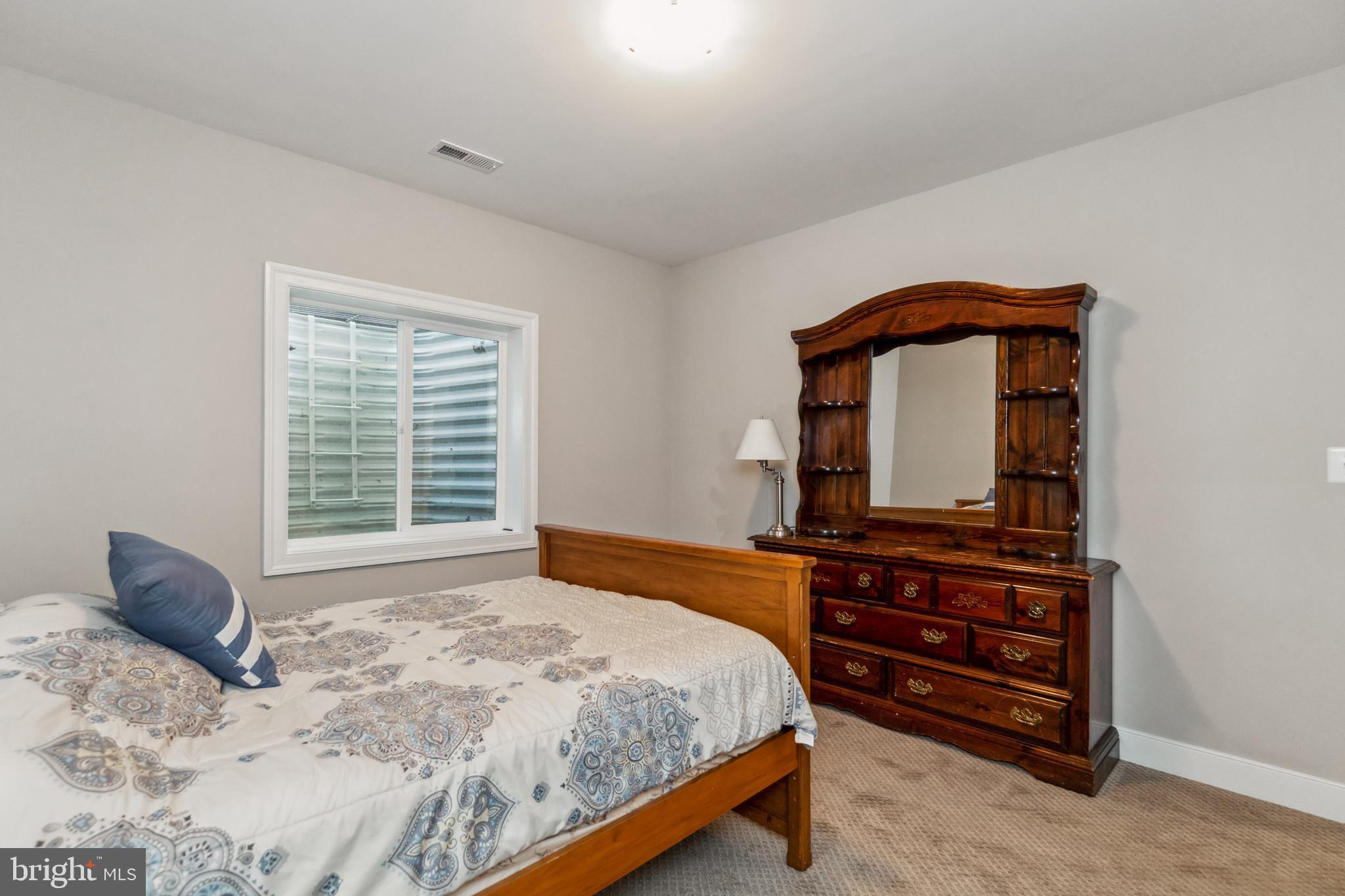 FALLS CHURCH CITY - Residential