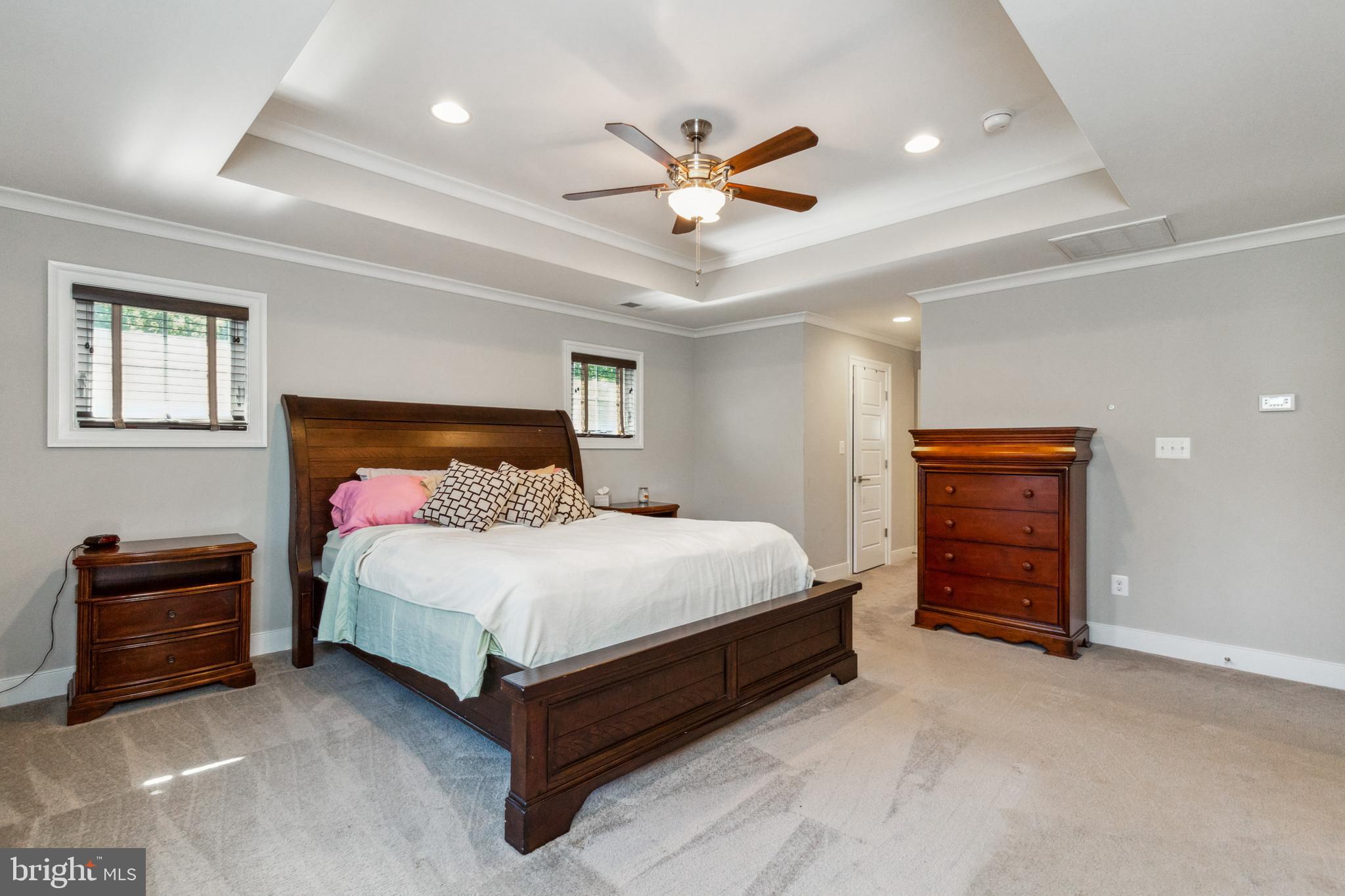 FALLS CHURCH CITY - Residential