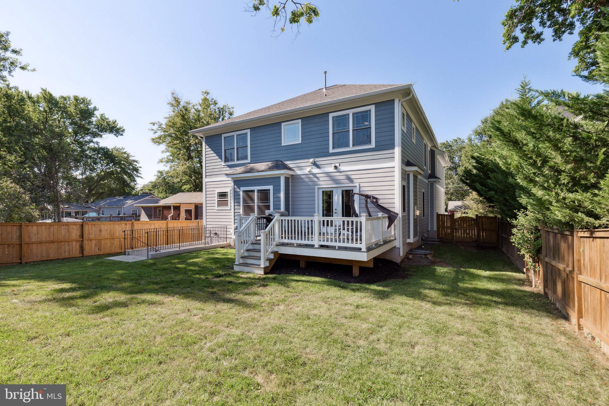 FALLS CHURCH CITY - Residential