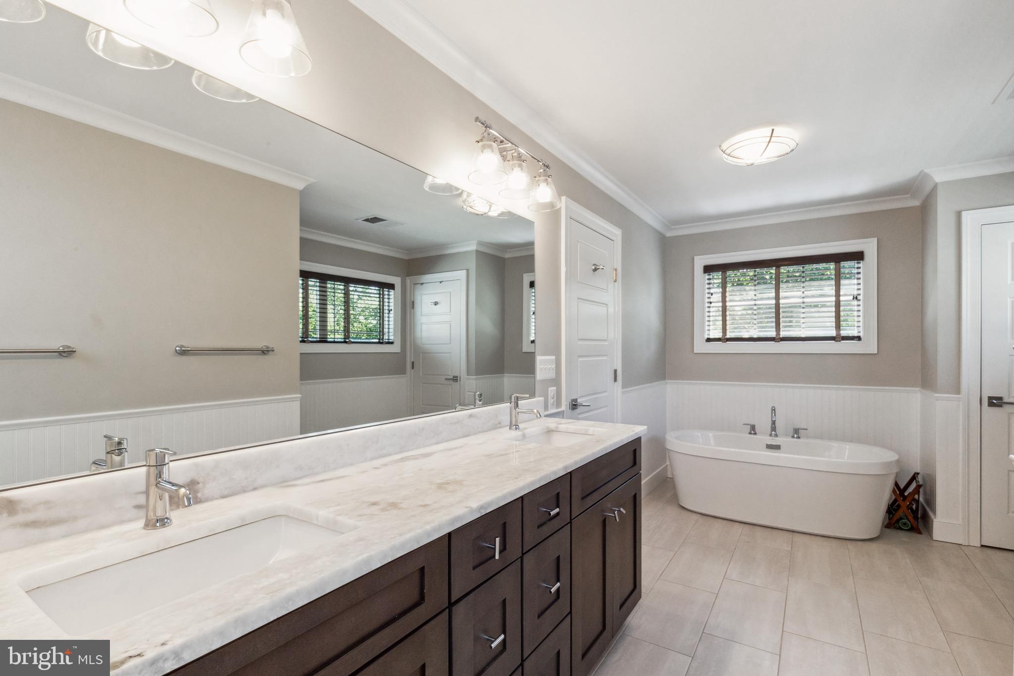 FALLS CHURCH CITY - Residential