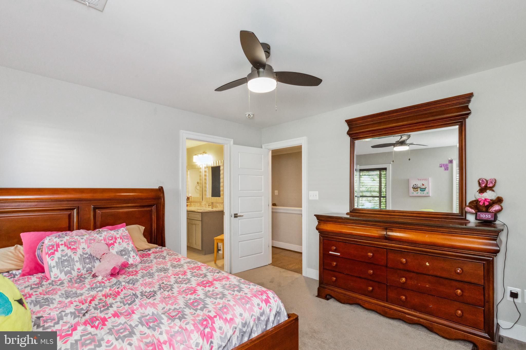 FALLS CHURCH CITY - Residential