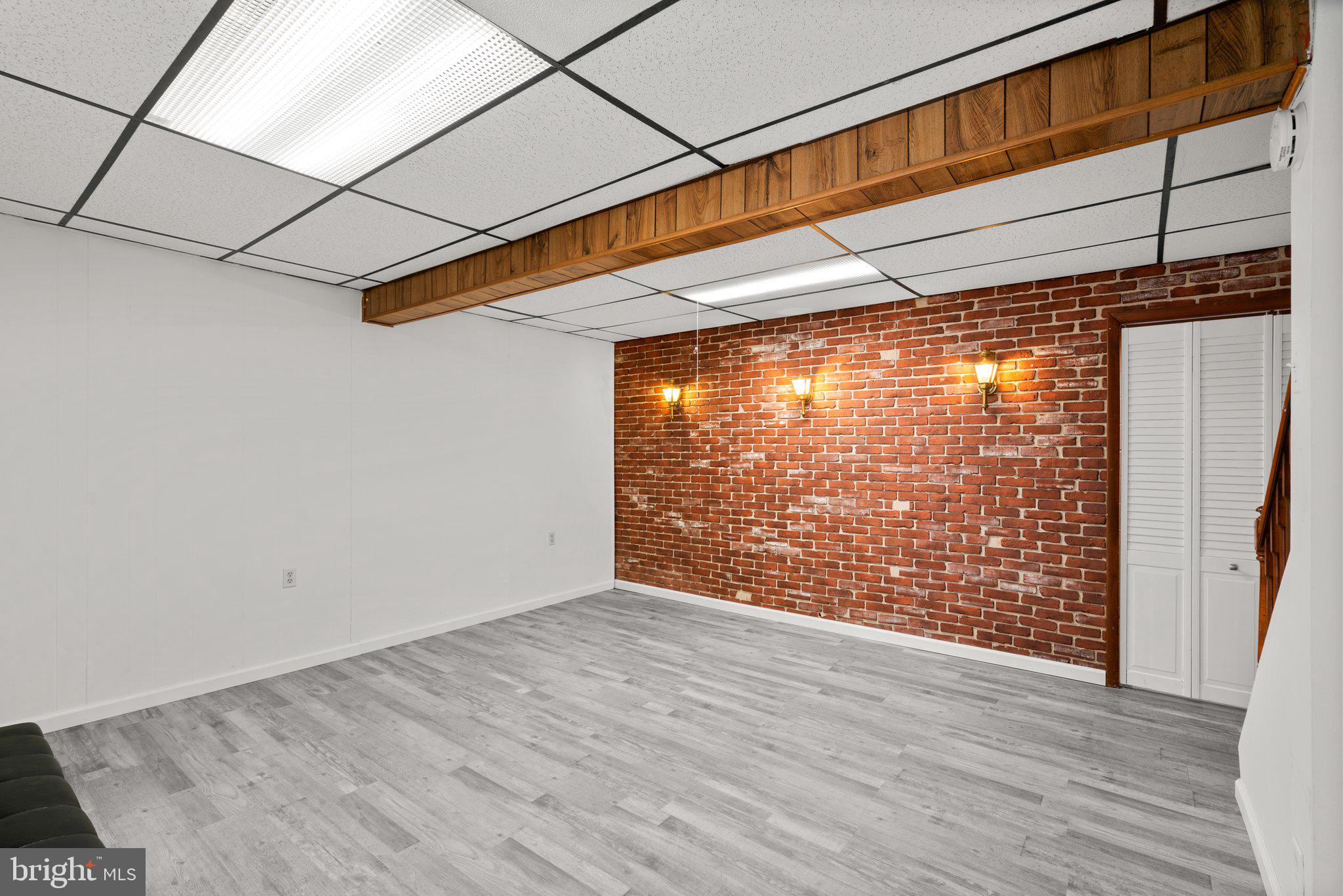 RICHARDSON MEWS - Residential