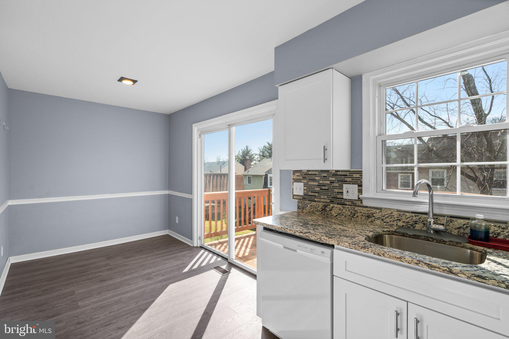 RICHARDSON MEWS - Residential