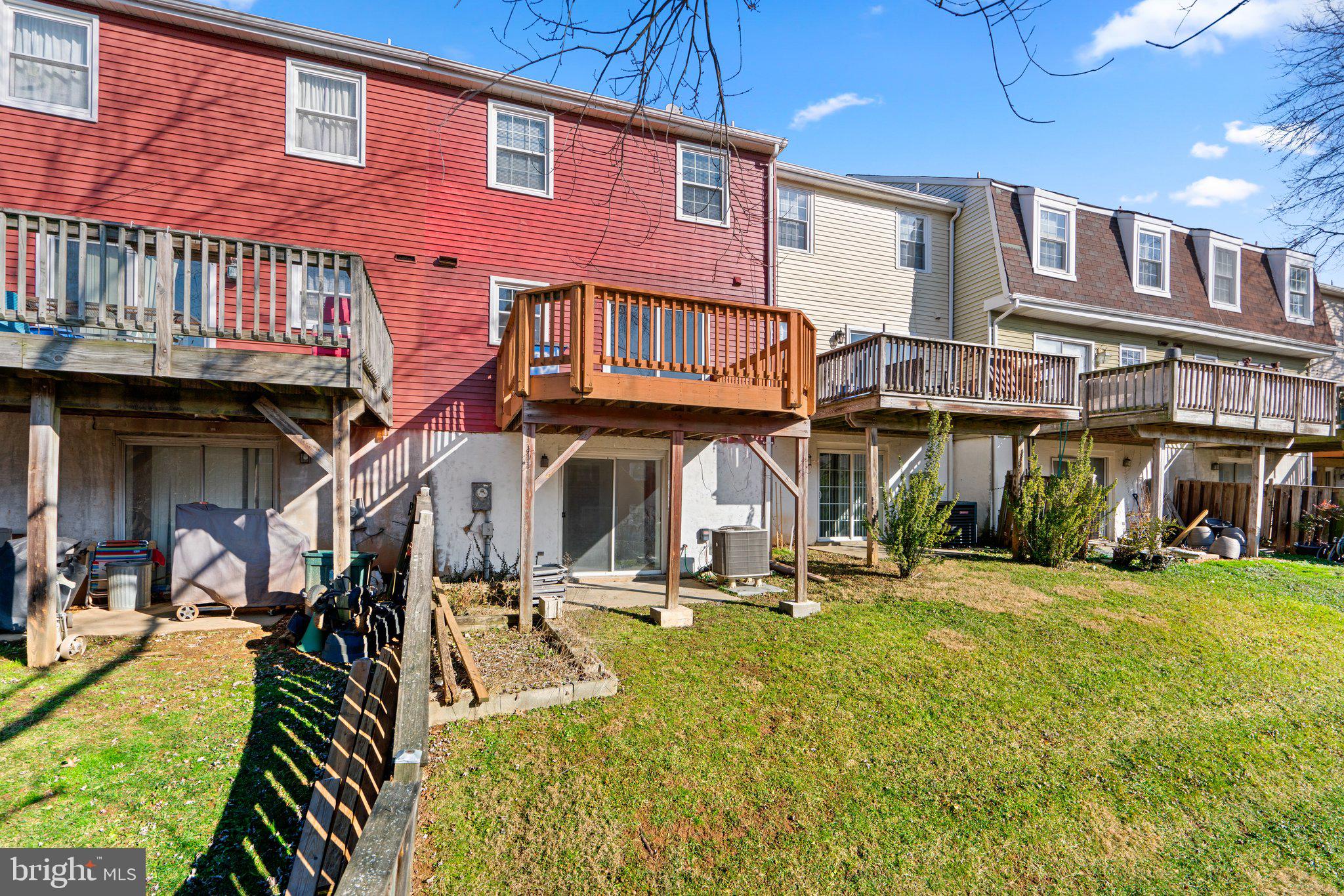 RICHARDSON MEWS - Residential