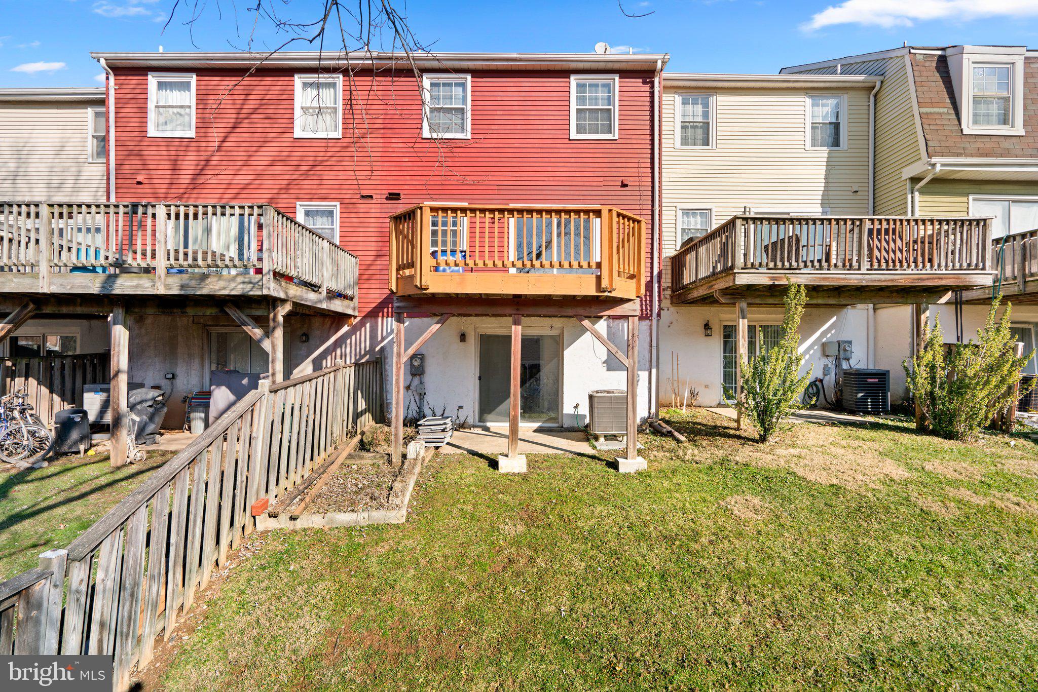 RICHARDSON MEWS - Residential