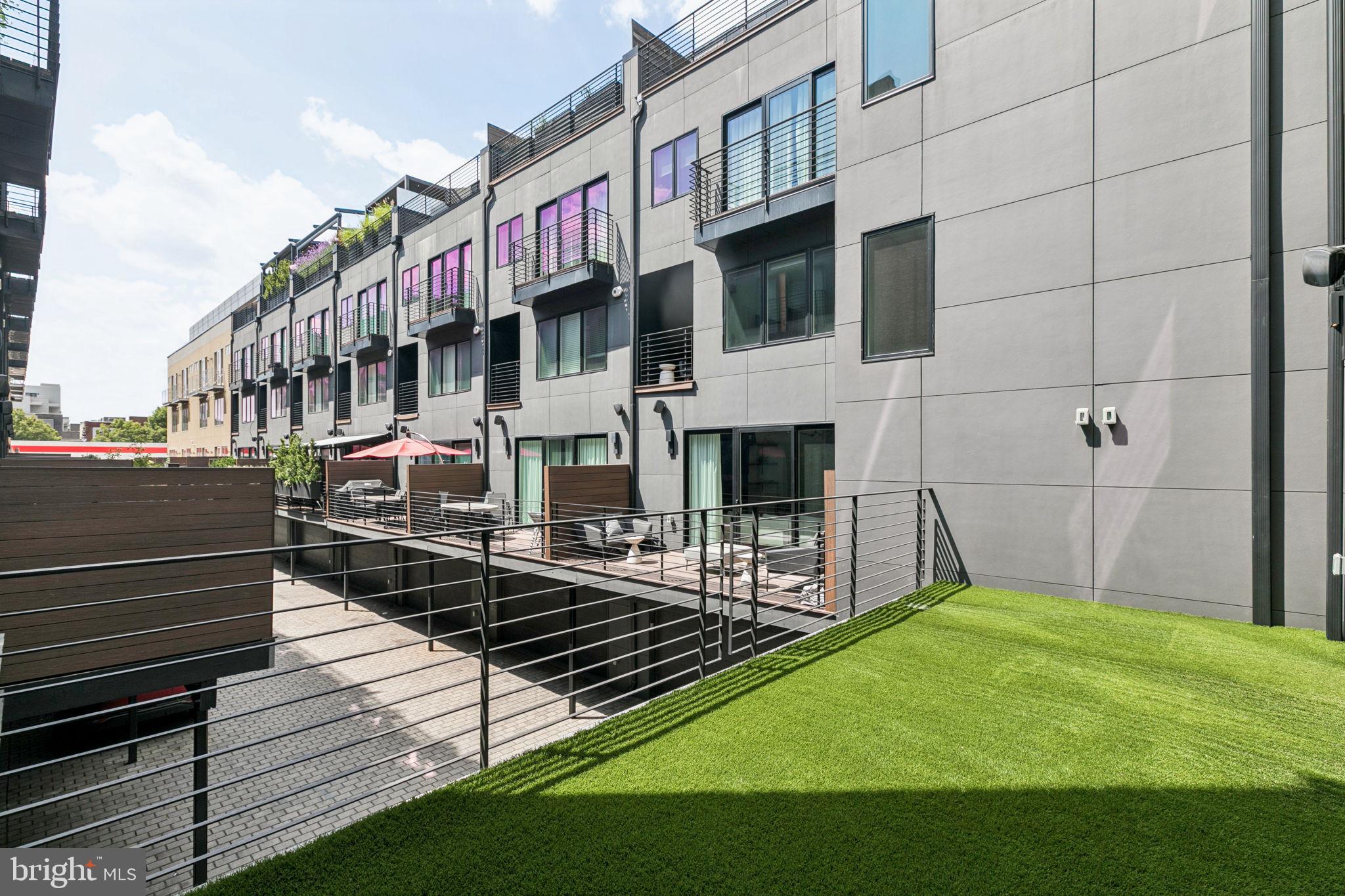 BELLA VISTA - Residential