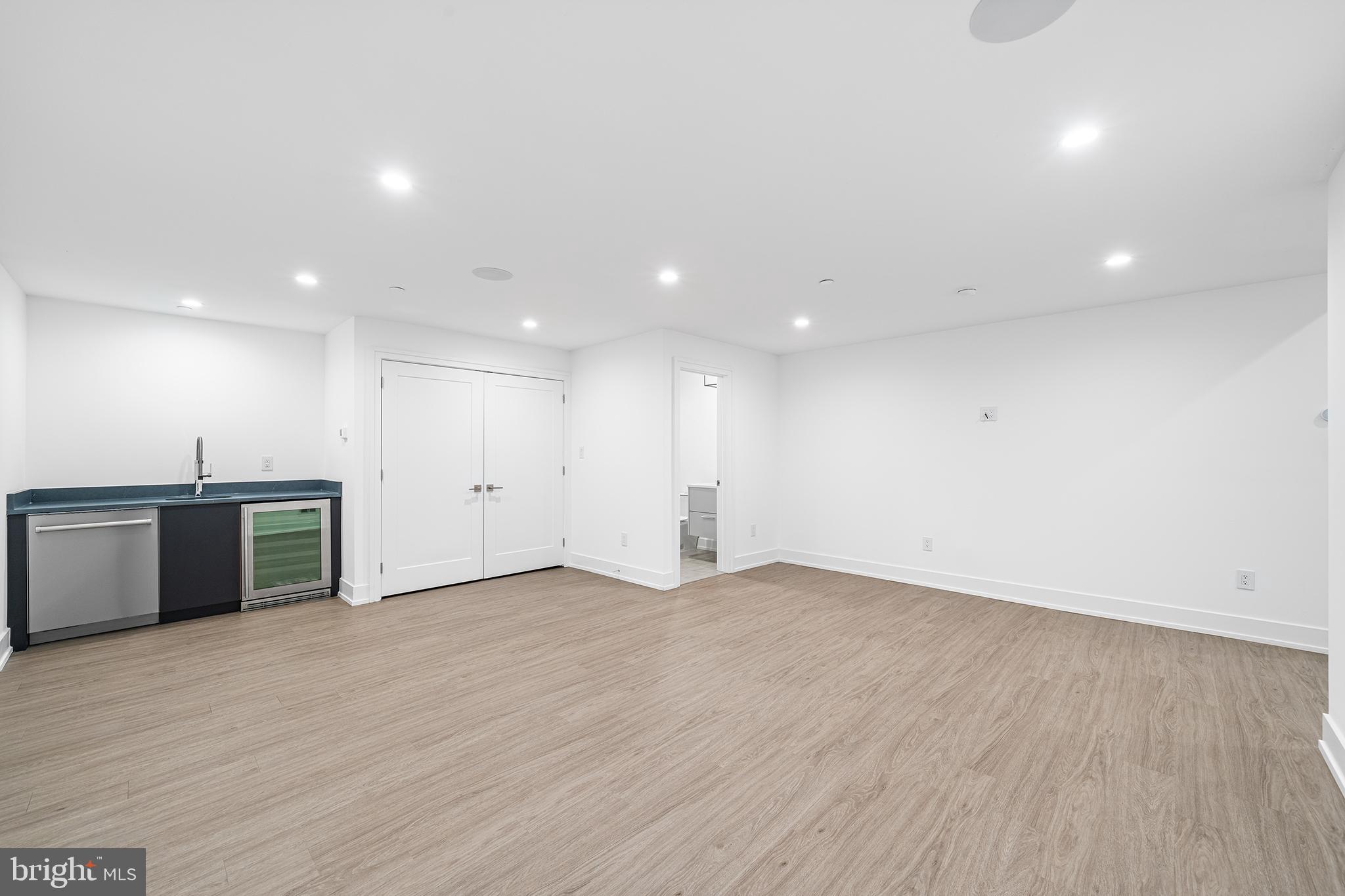 BELLA VISTA - Residential