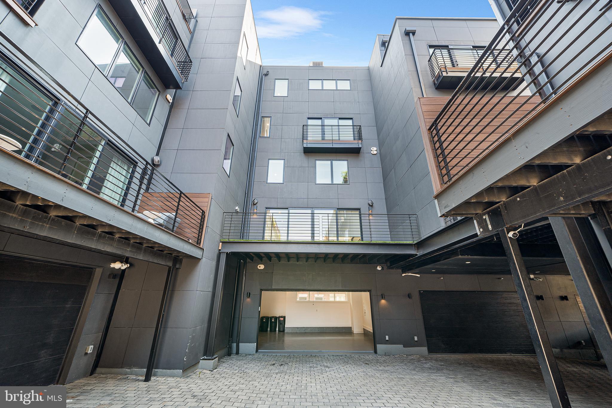 BELLA VISTA - Residential