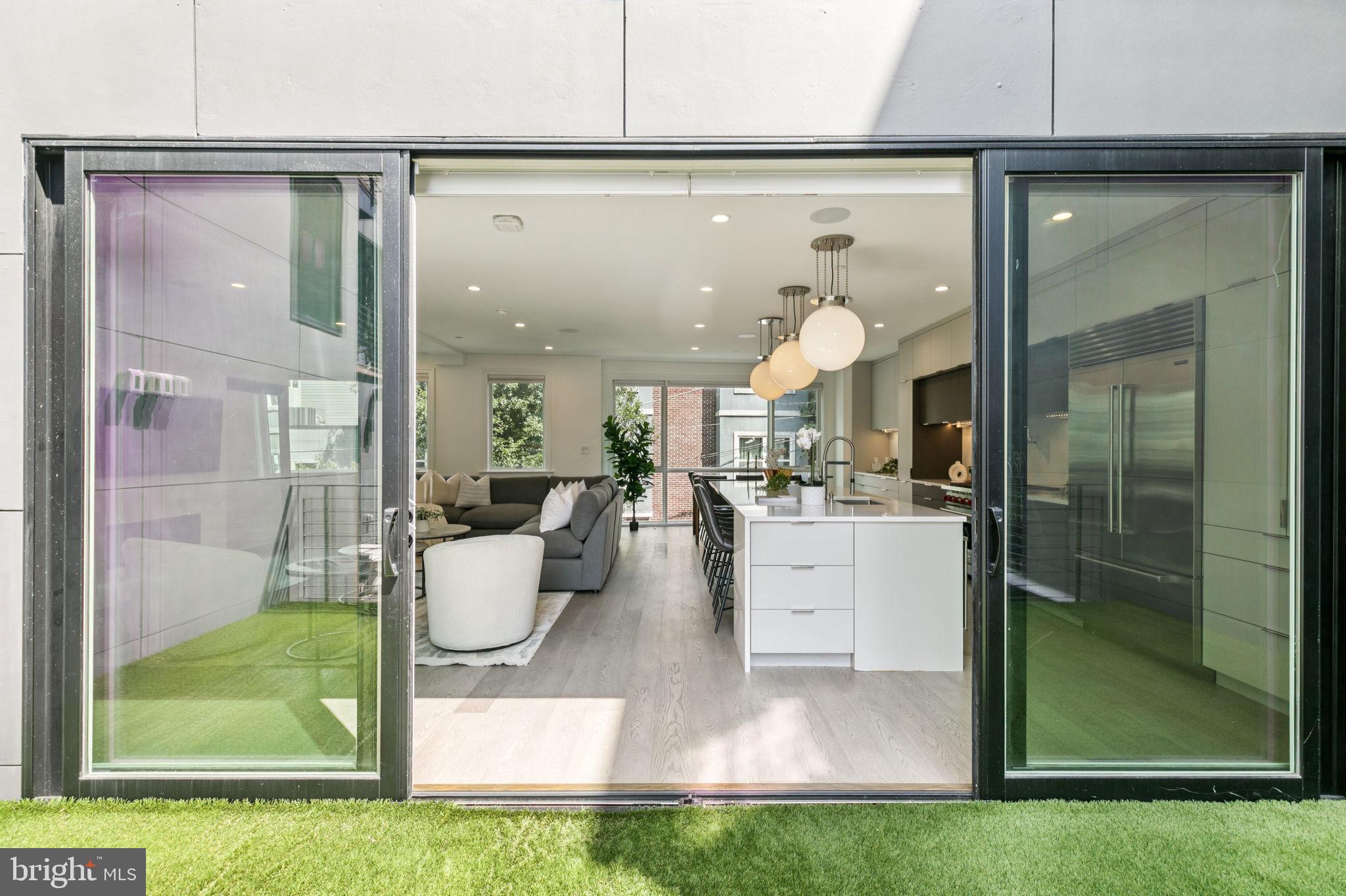 BELLA VISTA - Residential