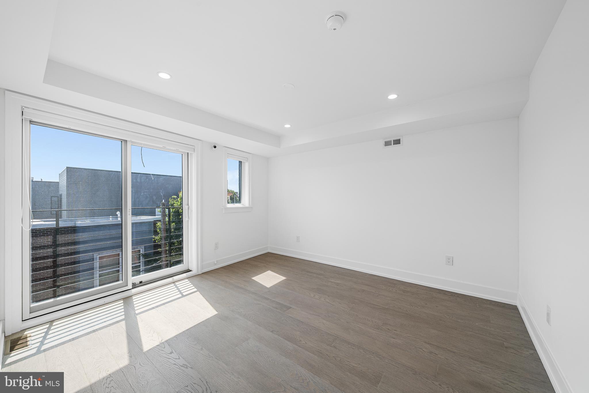 BELLA VISTA - Residential