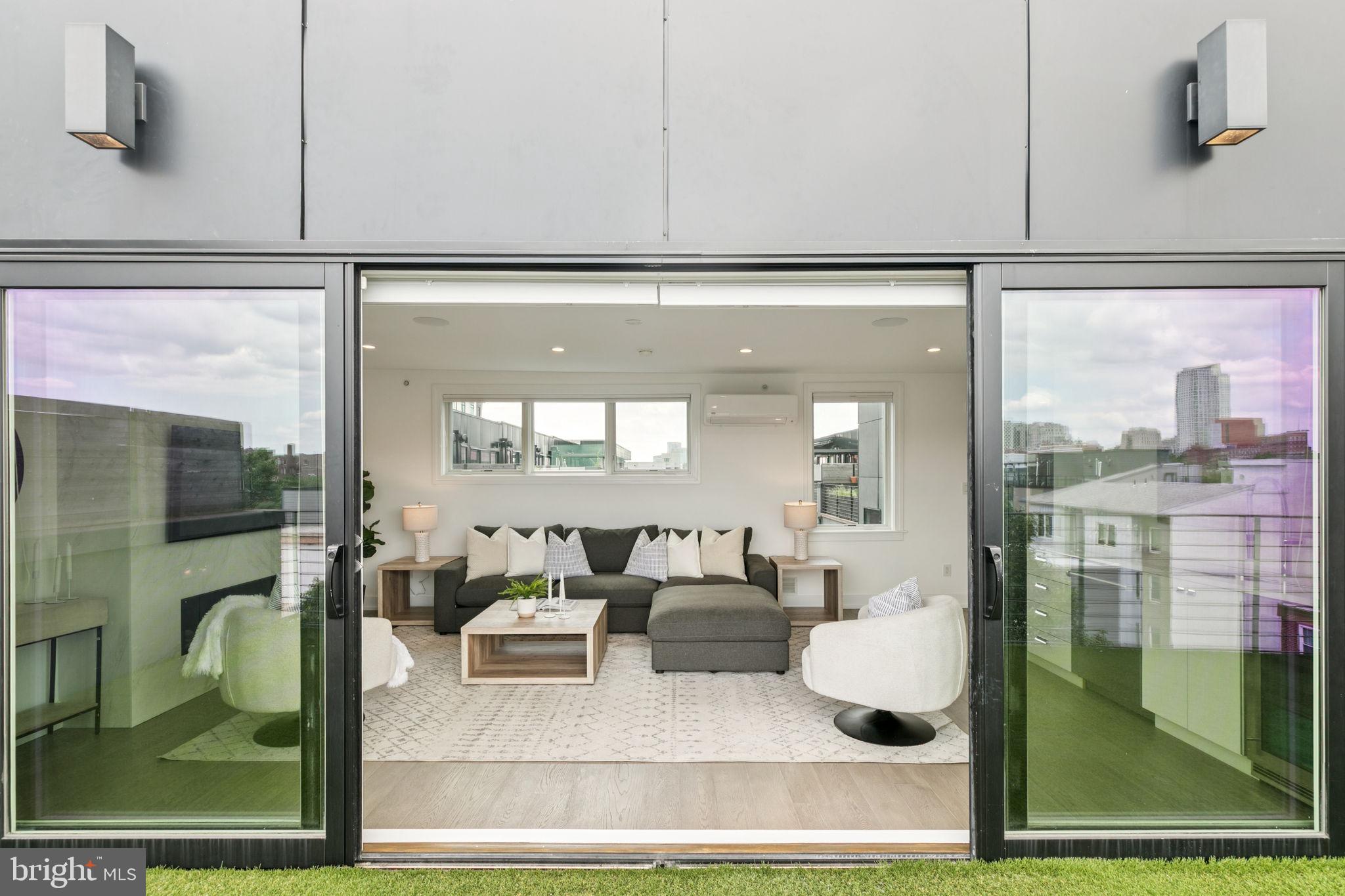 BELLA VISTA - Residential