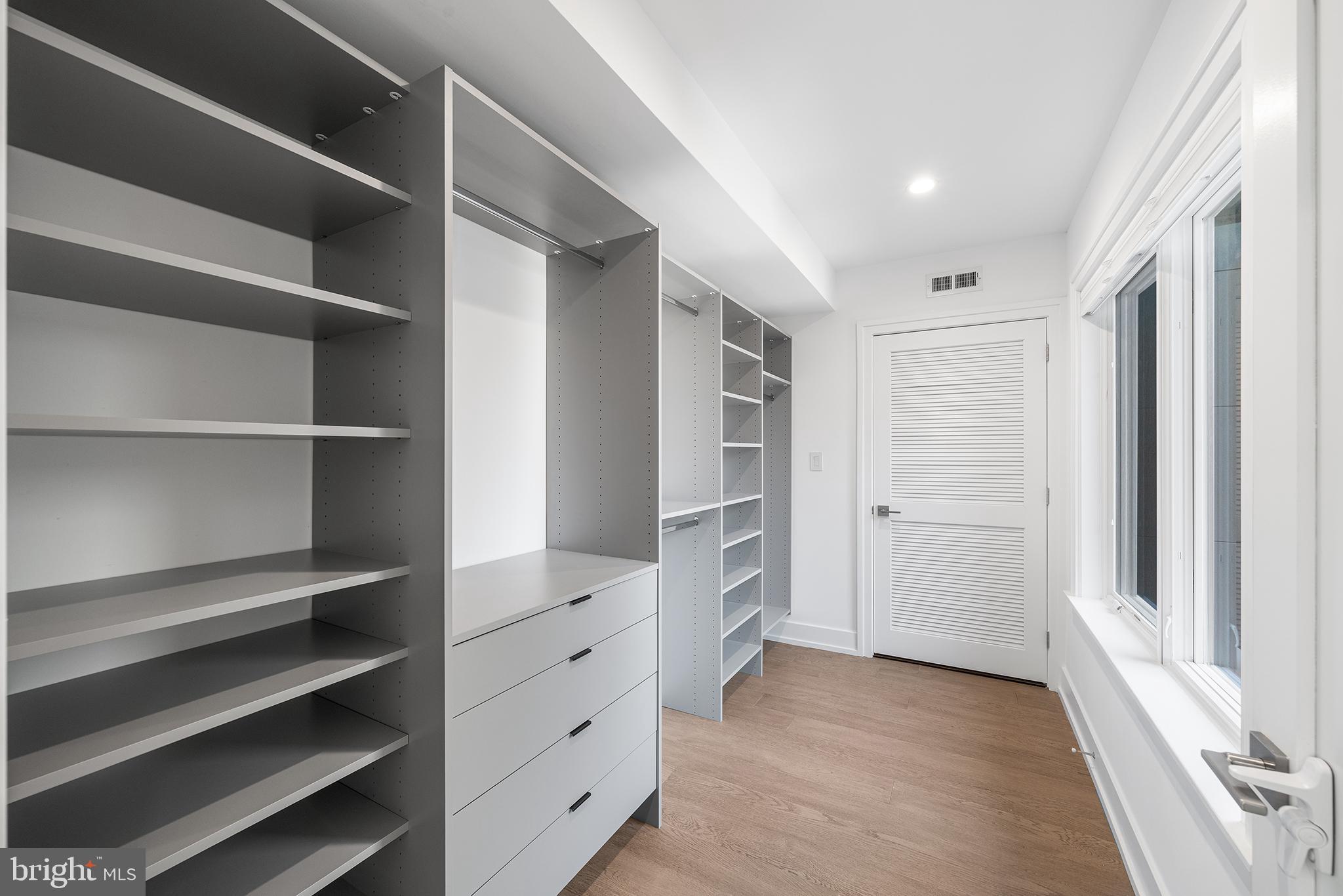 BELLA VISTA - Residential