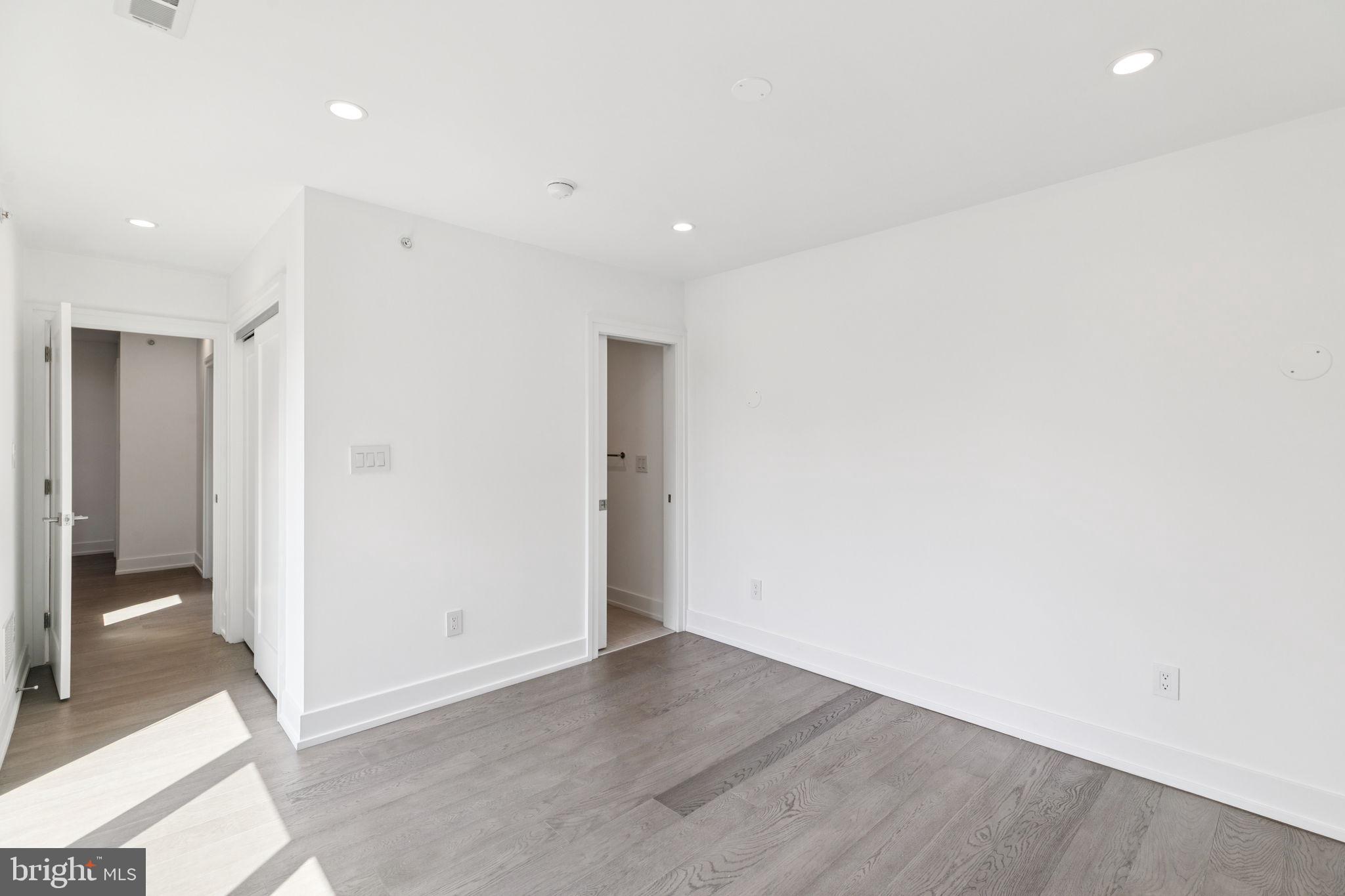 BELLA VISTA - Residential