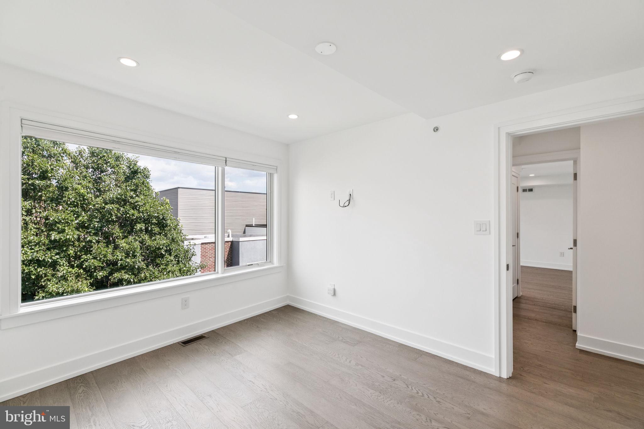 BELLA VISTA - Residential