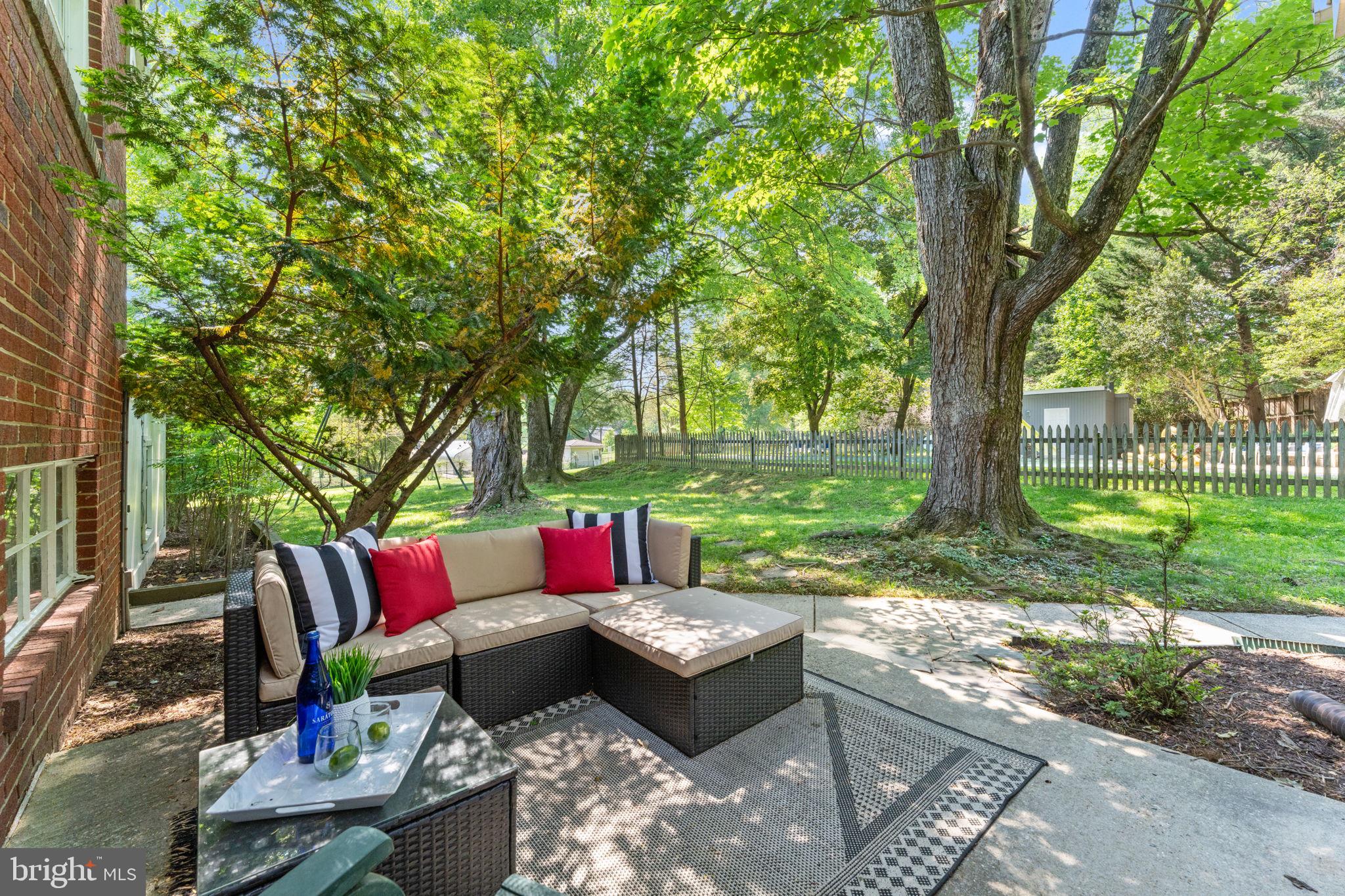 QUAINT ACRES - Residential