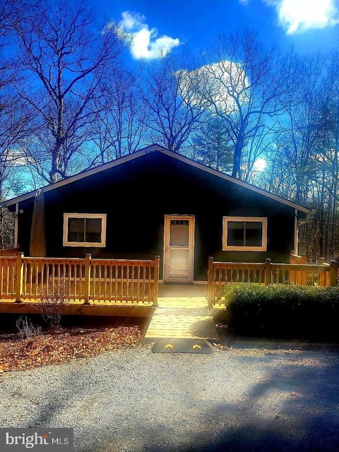 Homes For Rent - 151 Bent Oak Road<br/> Berkeley County, HEDGESVILLE, WV 25427