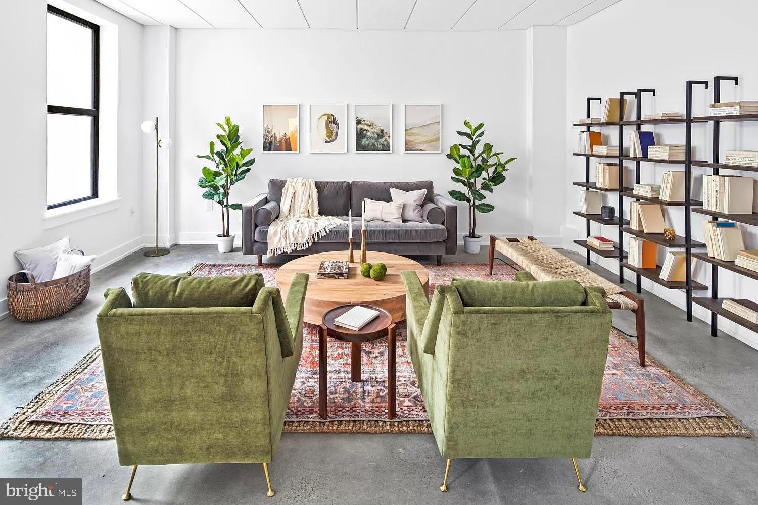 FISHTOWN - Residential Lease